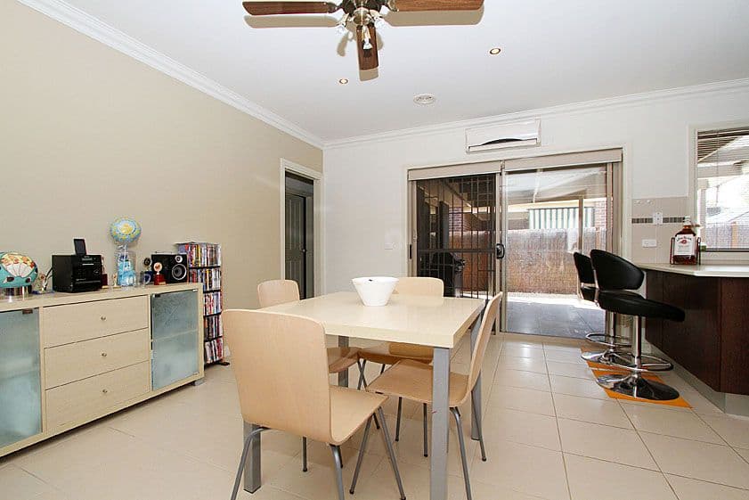 26 Embling Avenue, SOUTH MORANG VIC 3752, South Morang - Thumbnail 3