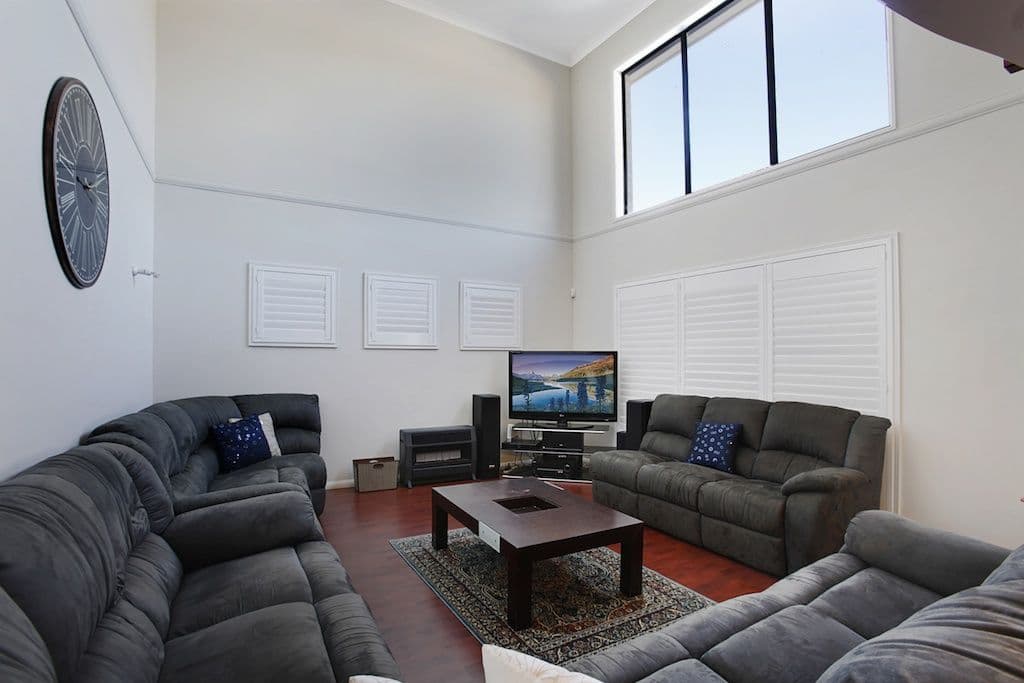 109 Dalmeny Drive, PRESTONS NSW 2170, Prestons - Thumbnail 3