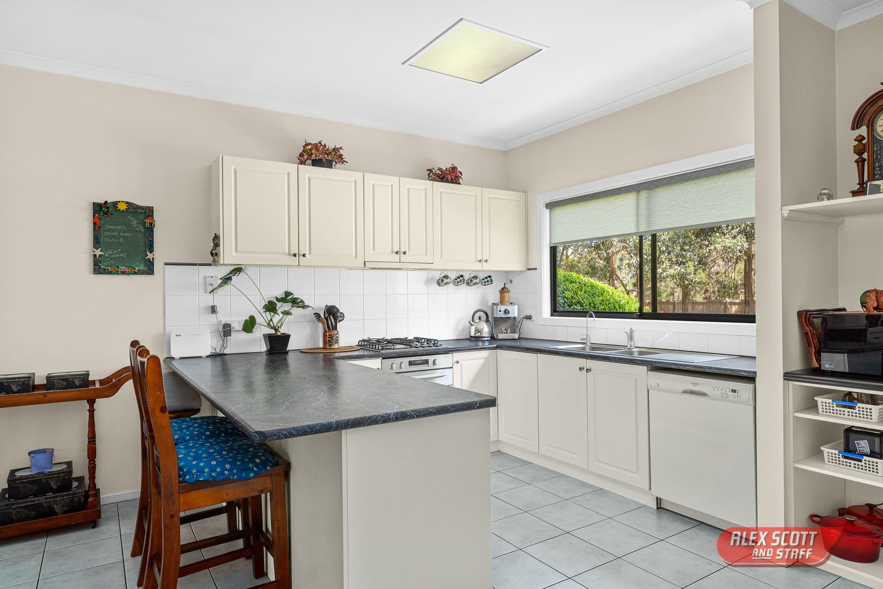 149 Mckenzie Road, Cowes, Cowes - Thumbnail 5