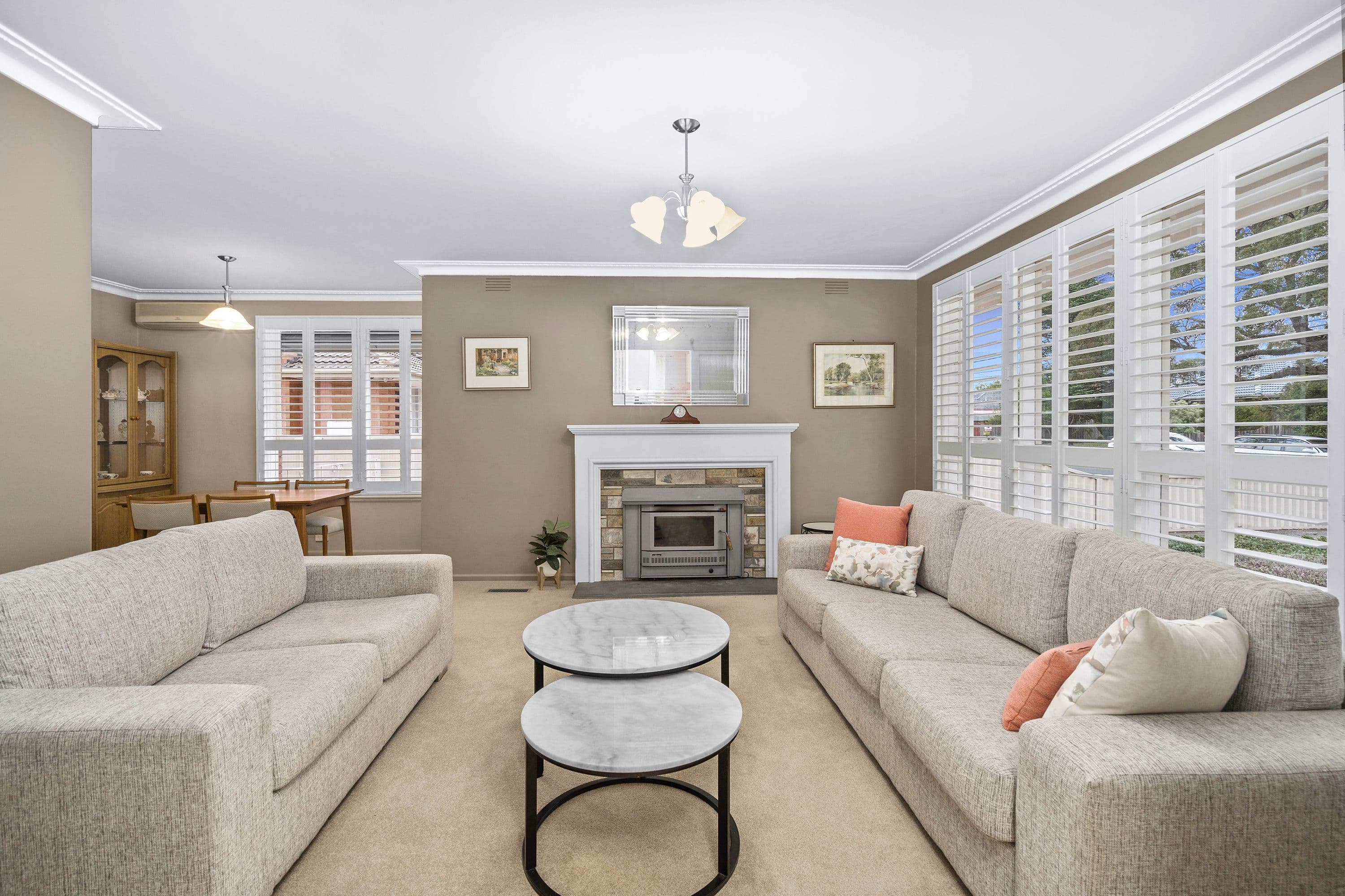 43 Hampstead Crescent, Glen Waverley VIC 3150, Glen Waverley - Thumbnail 2