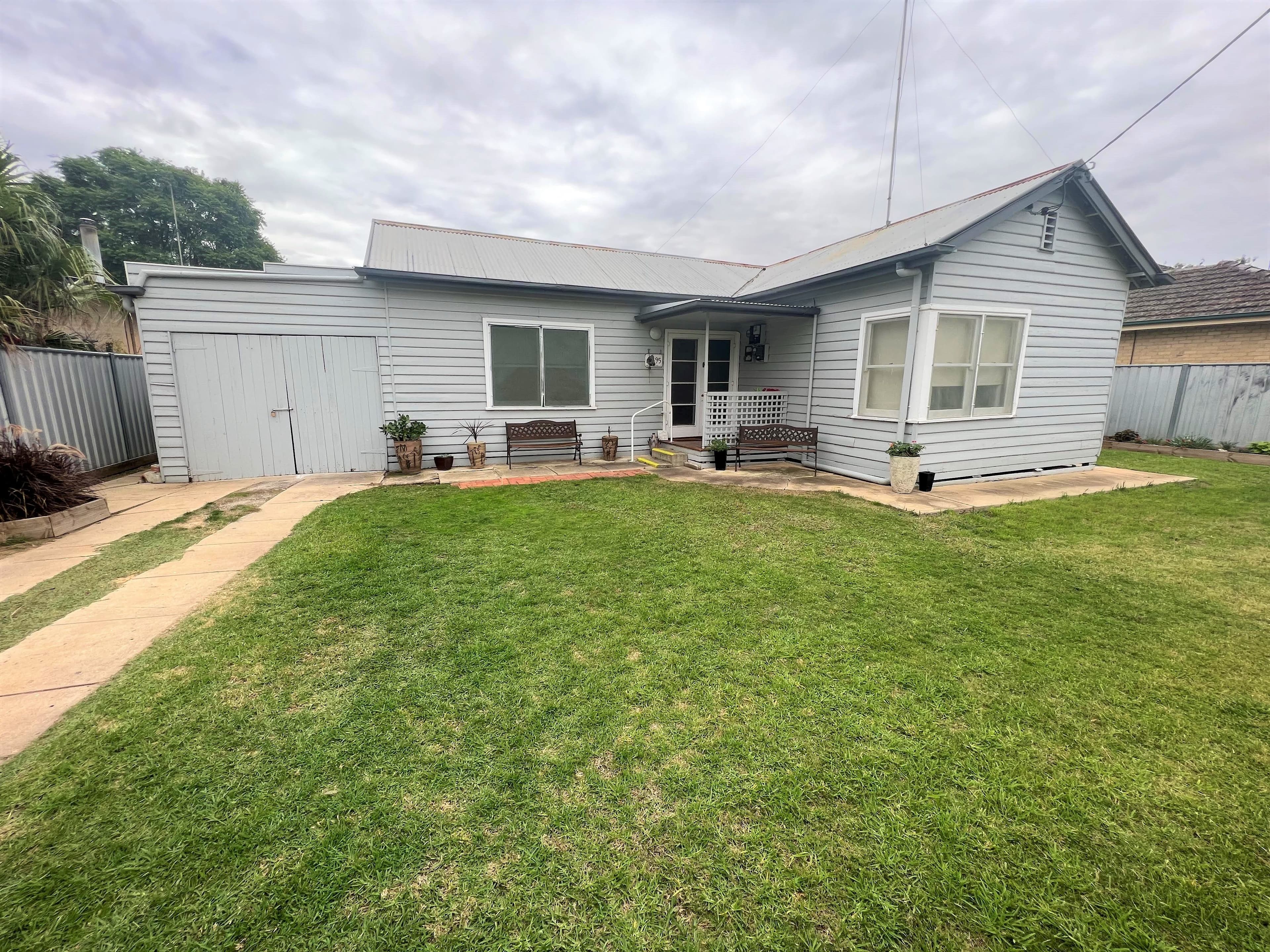 95 Charley Street, Deniliquin NSW 2710, Deniliquin - Image 1