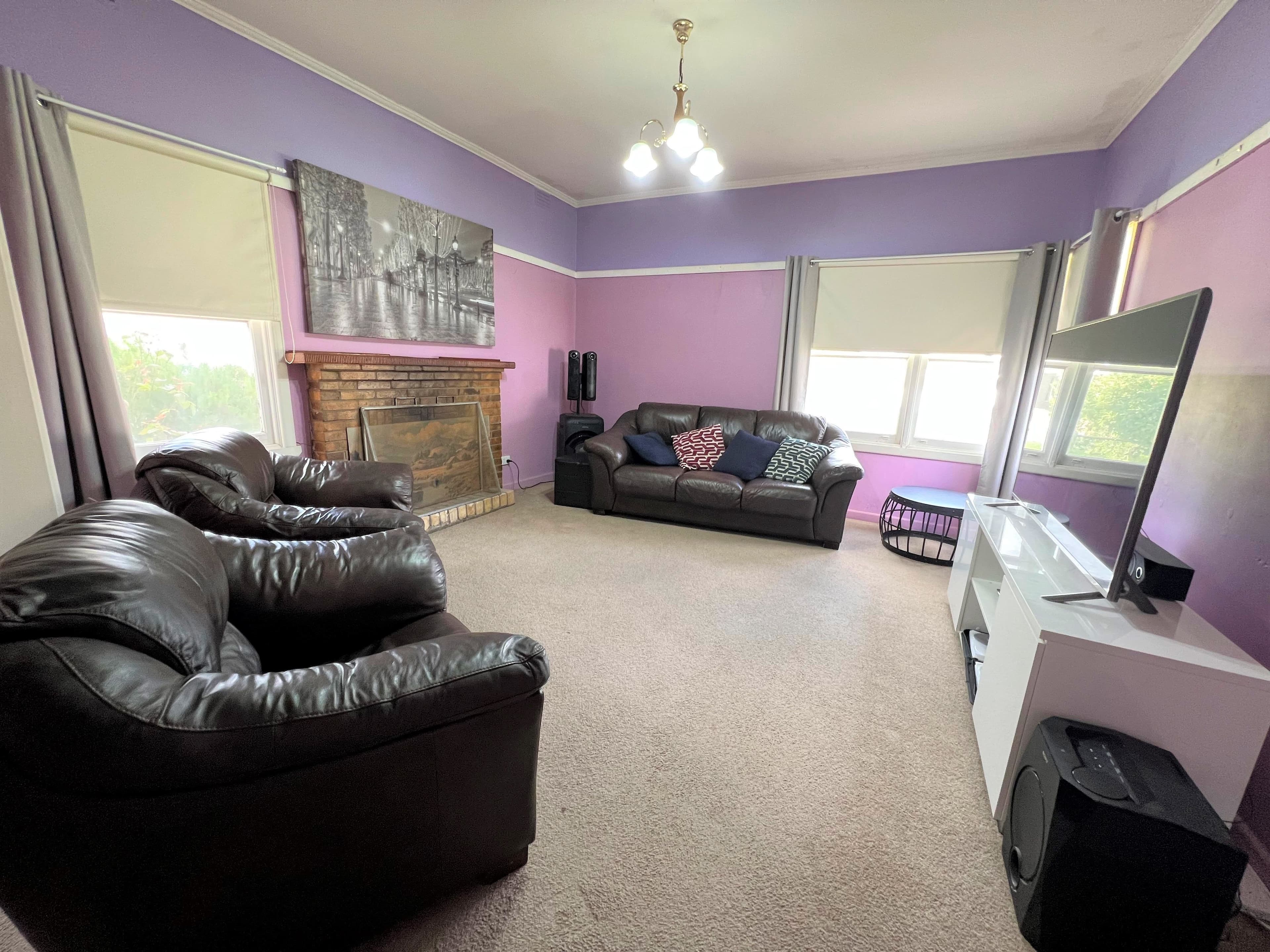 95 Charley Street, Deniliquin NSW 2710, Deniliquin - Thumbnail 2