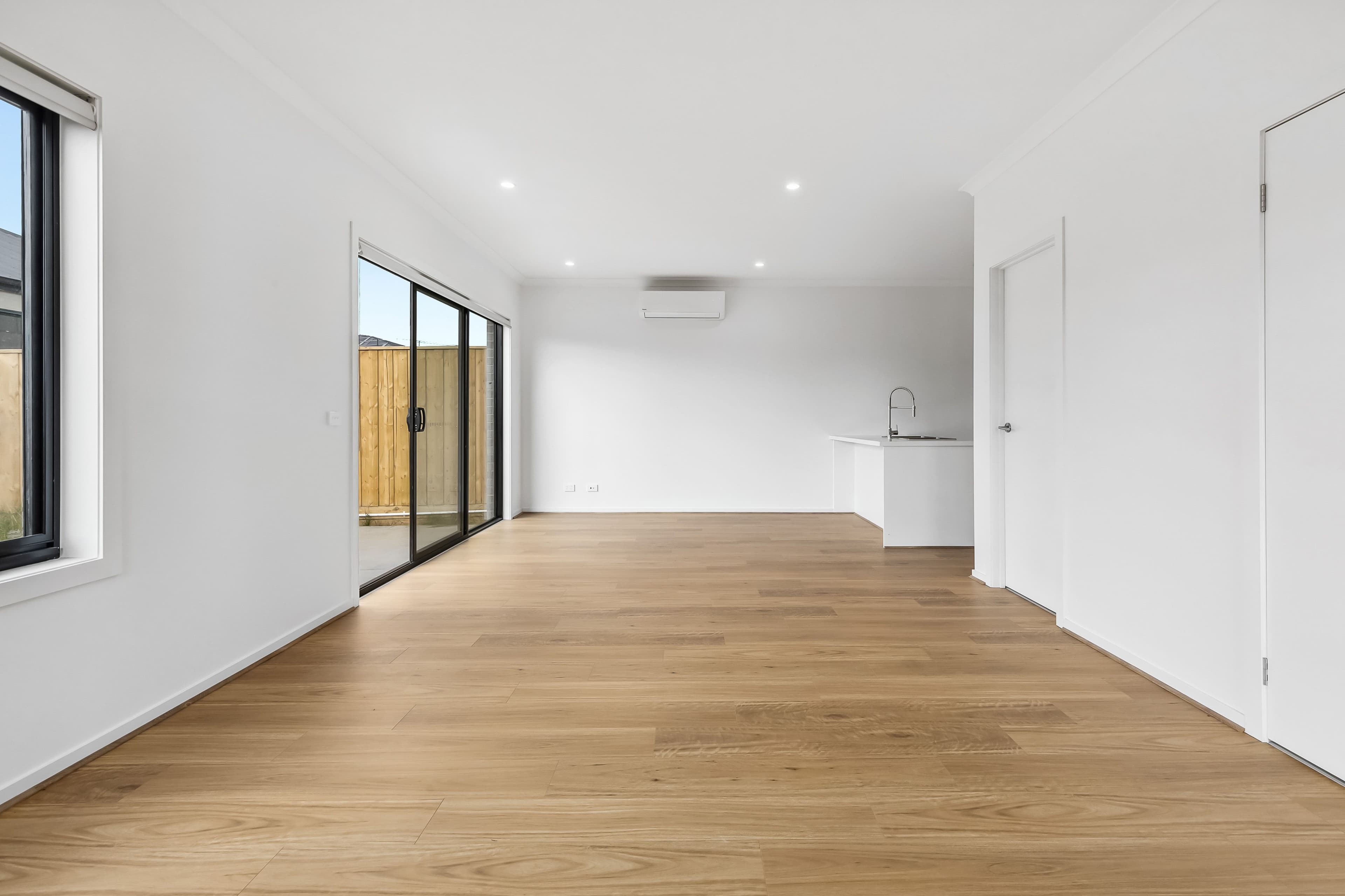 53 Curbridge Drive, Donnybrook VIC 3064, Donnybrook - Thumbnail 3