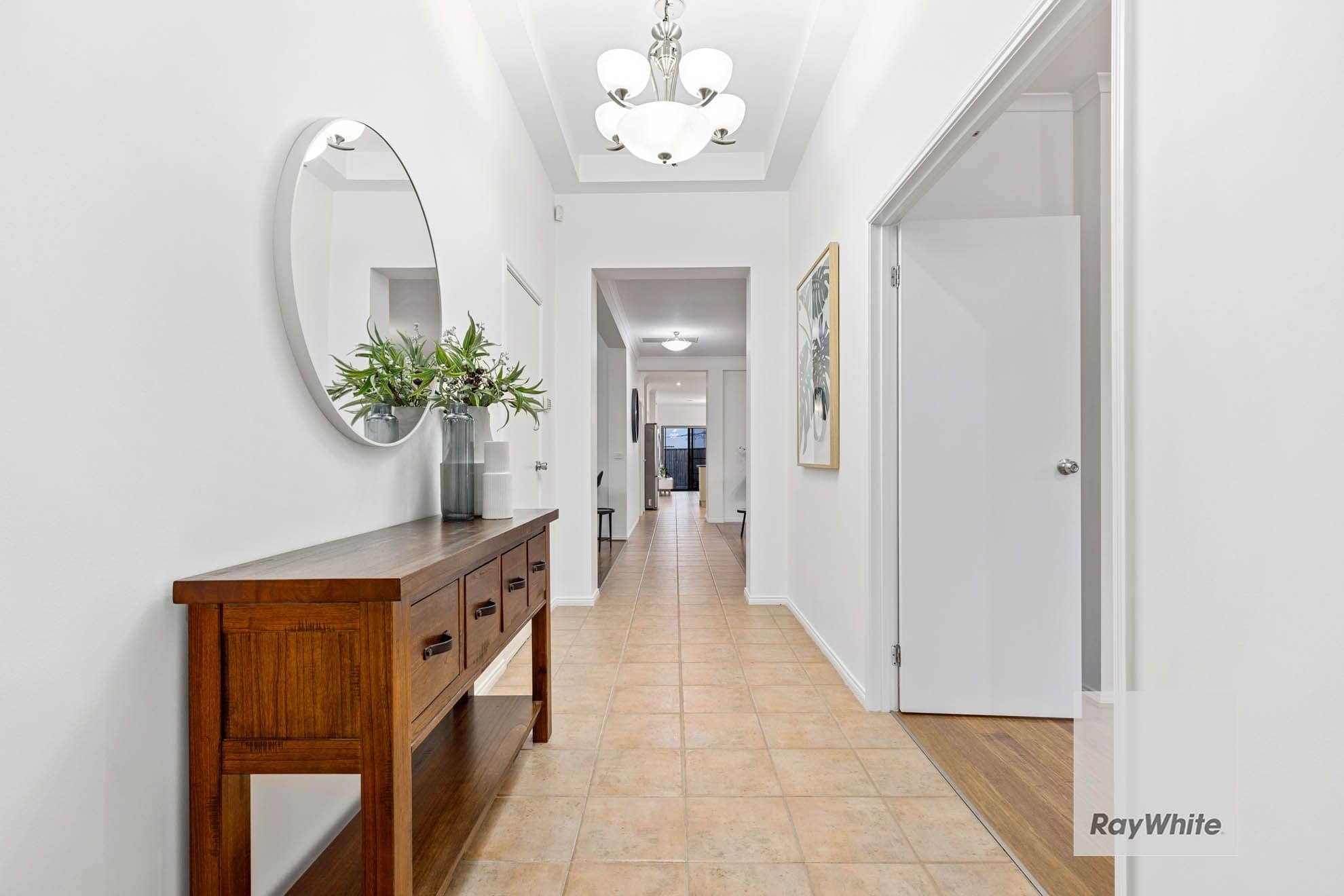 10 The Crest, Hillside VIC 3037, Hillside - Thumbnail 2