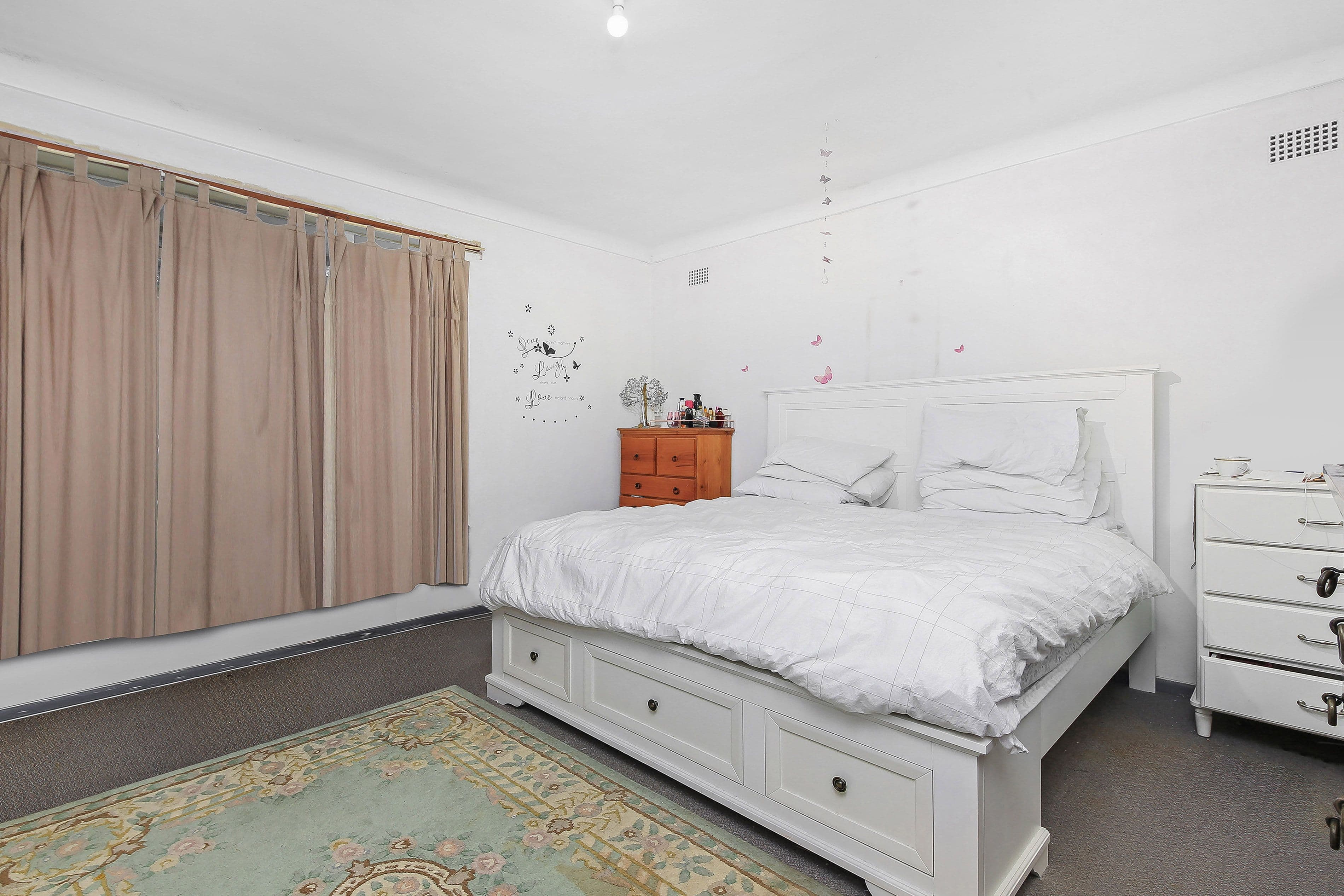 4 Lillian Road, Riverwood NSW 2210, Riverwood - Thumbnail 2