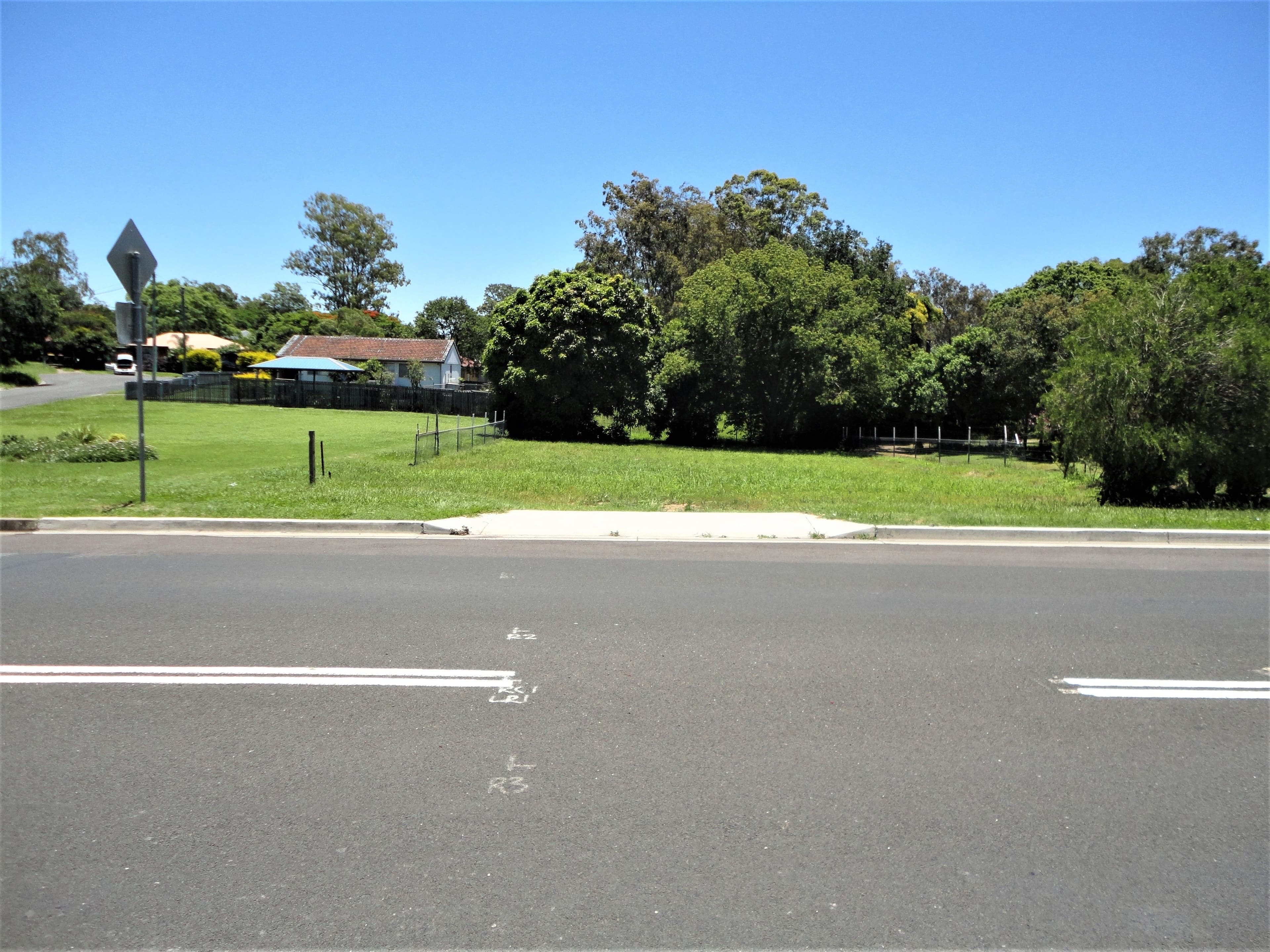 20 Endeavour Road, Riverview QLD 4303, Riverview - Image 1
