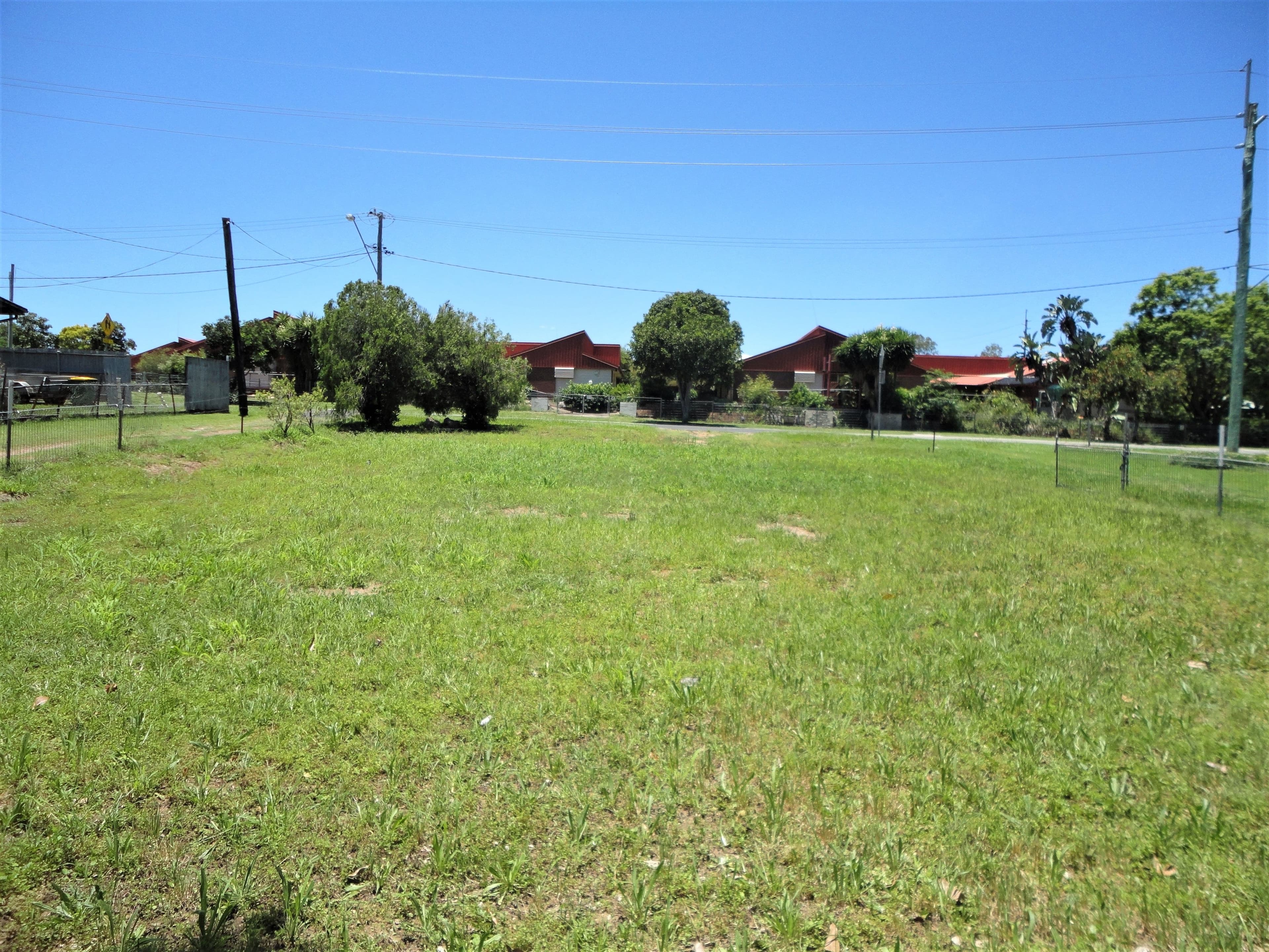 20 Endeavour Road, Riverview QLD 4303, Riverview - Thumbnail 2