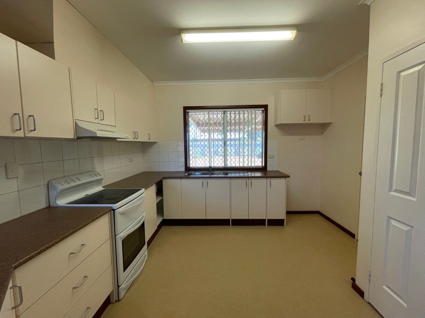 10 Hutton Court, Nickol WA 6714, Nickol - Thumbnail 6