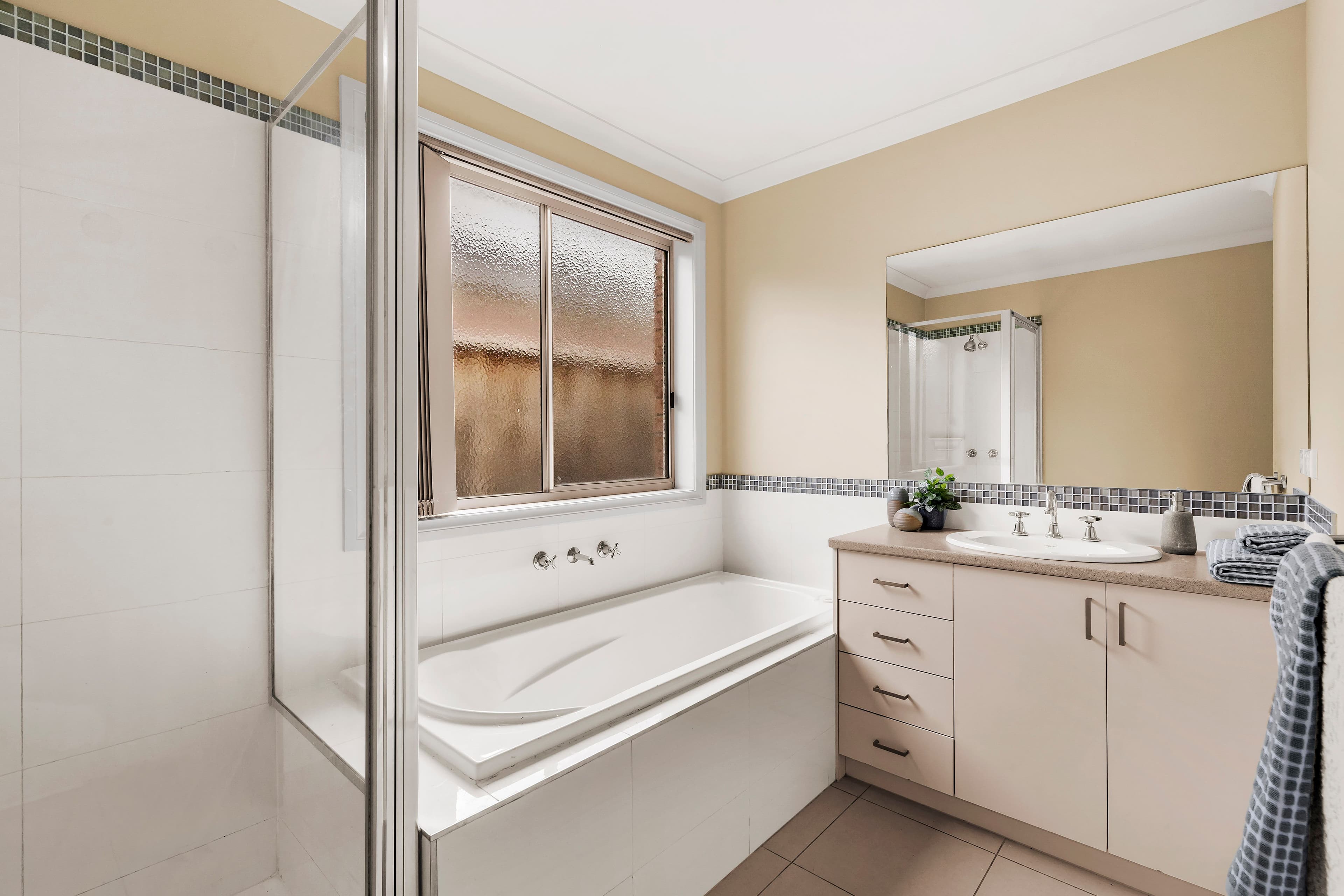 14 Pipit Circuit, South Morang VIC 3752, South Morang - Thumbnail 7
