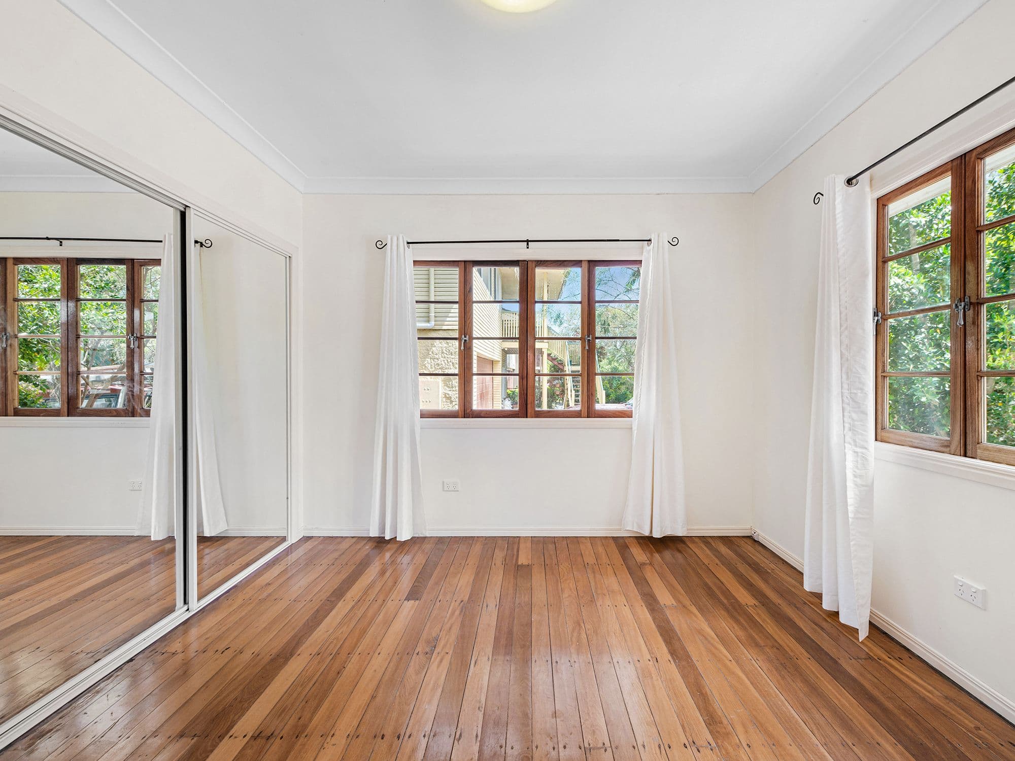 29 Logan Avenue, Oxley QLD 4075, Oxley - Thumbnail 5