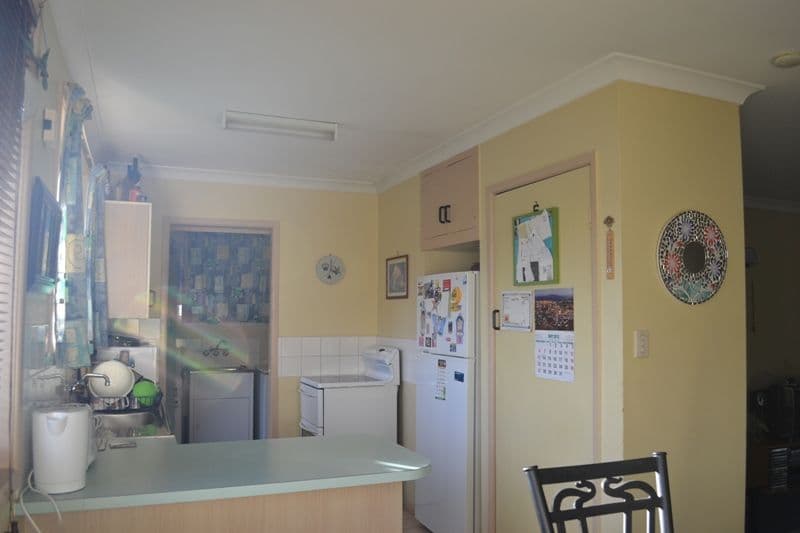 152 Townson Avenue, PALM BEACH QLD 4221, Palm Beach - Thumbnail 4