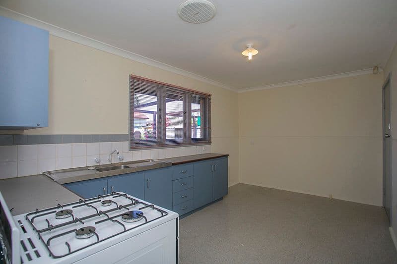 32 Coolga Road, KOONGAMIA WA 6056, Koongamia - Thumbnail 6
