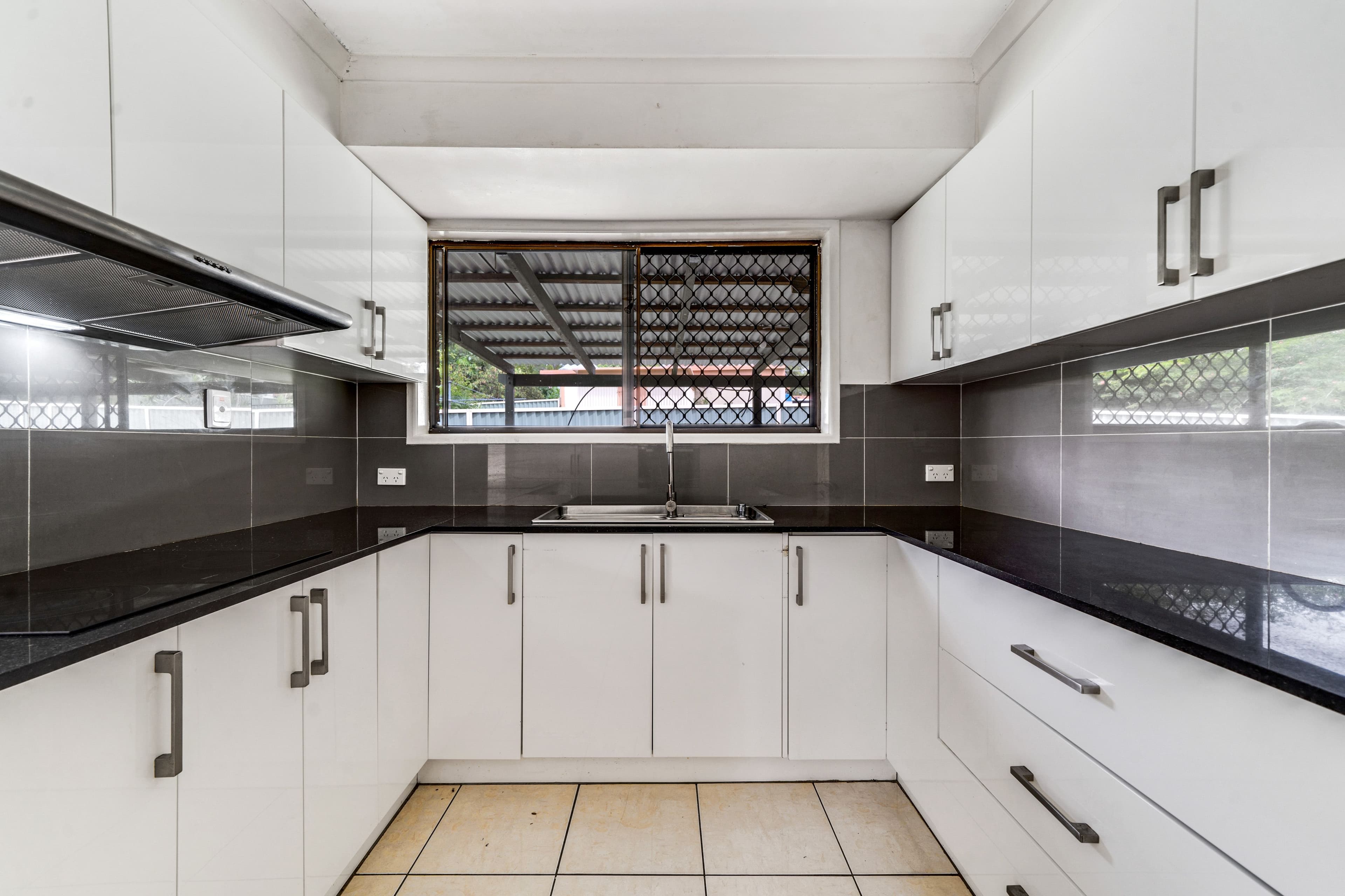 97 Vansittart Road, Regents Park QLD 4118, Regents Park - Thumbnail 5