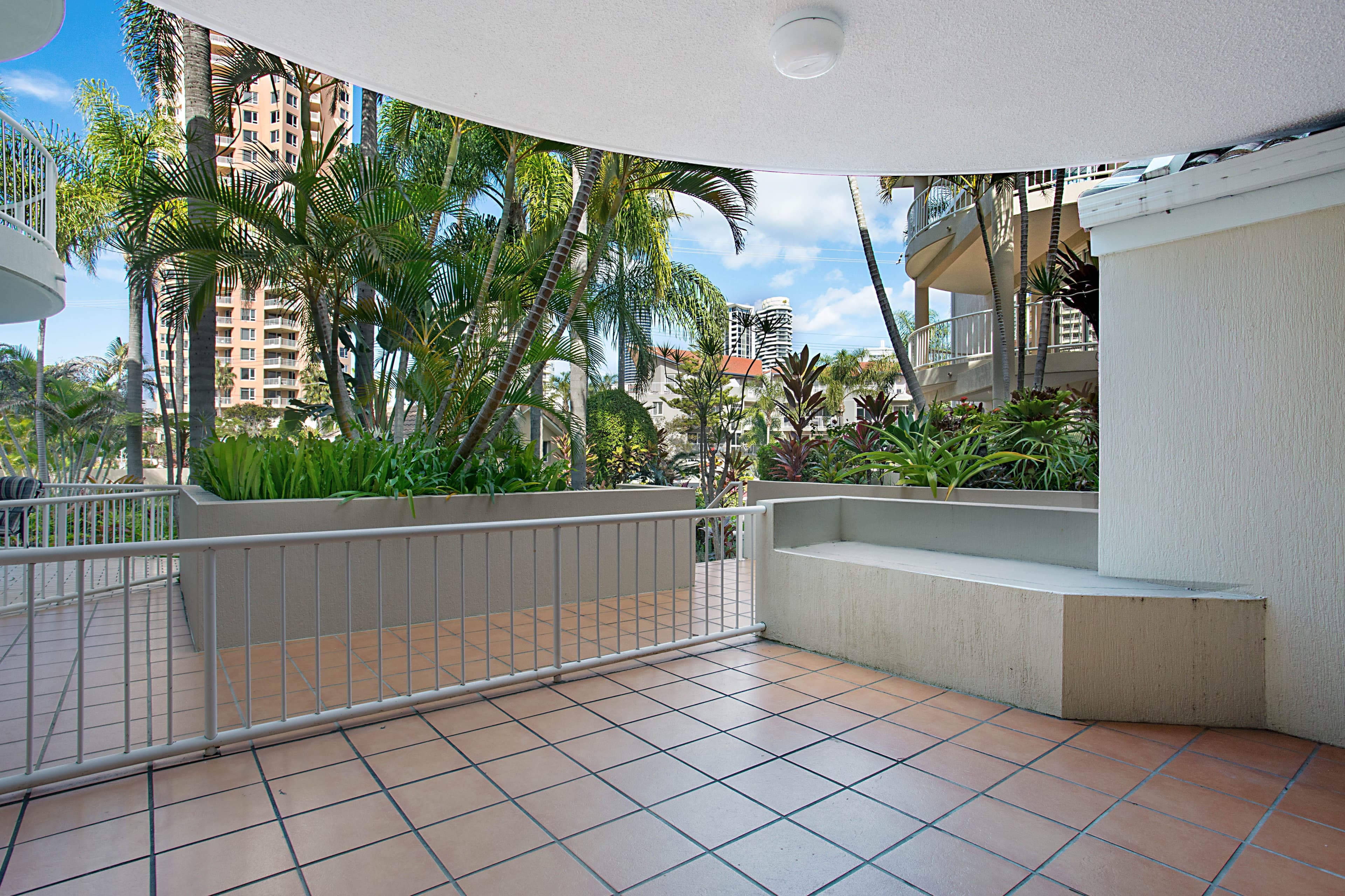 29 Australia Avenue, Broadbeach QLD 4218, Broadbeach - Thumbnail 2