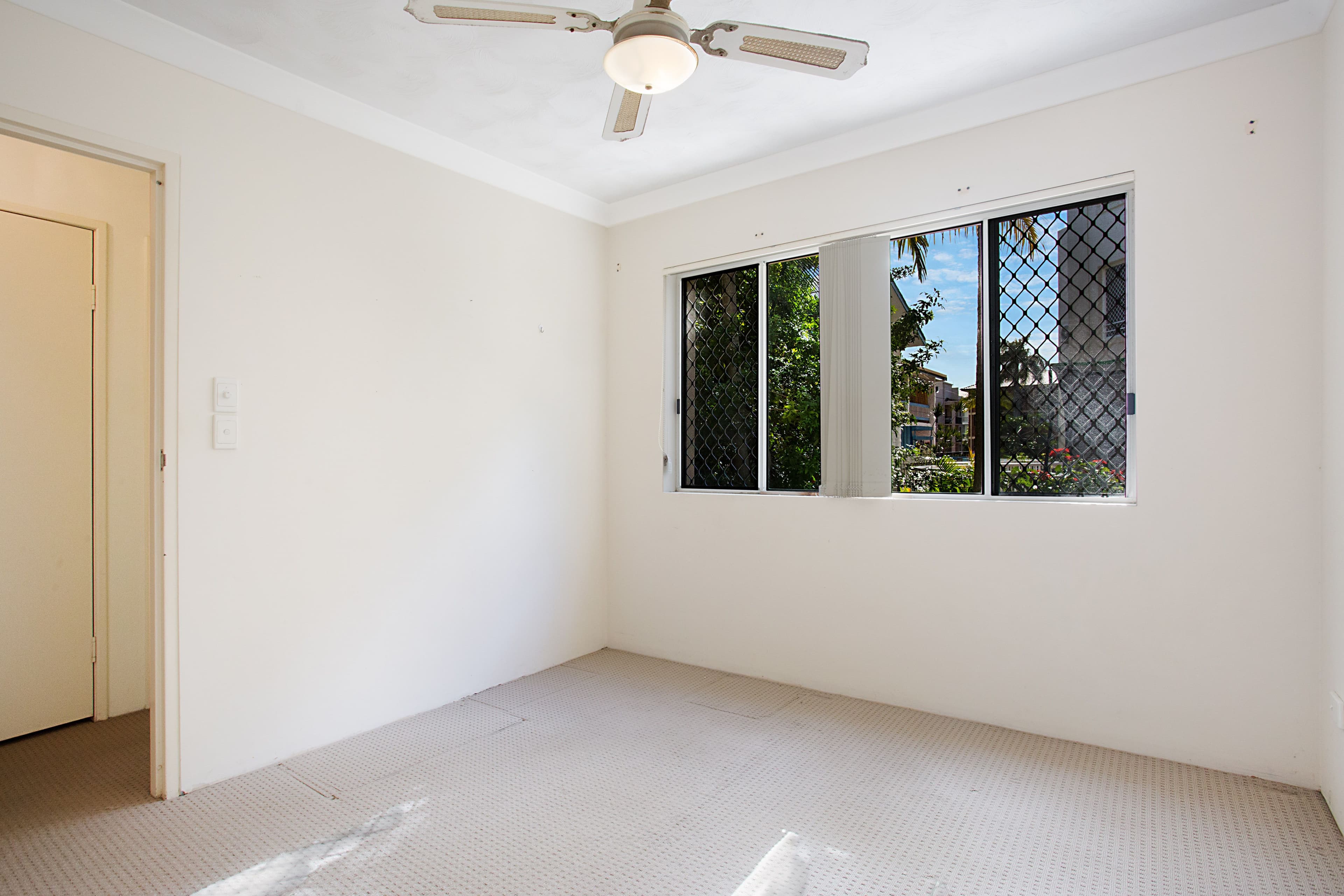29 Australia Avenue, Broadbeach QLD 4218, Broadbeach - Thumbnail 5