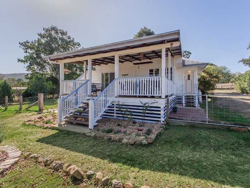 38 Howe Street, Esk QLD 4312, Esk - Thumbnail 6