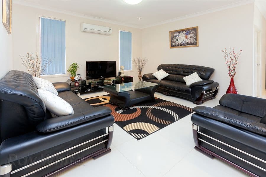 5 Yellowstone Way, SPRINGFIELD LAKES QLD 4300, Springfield Lakes - Thumbnail 4