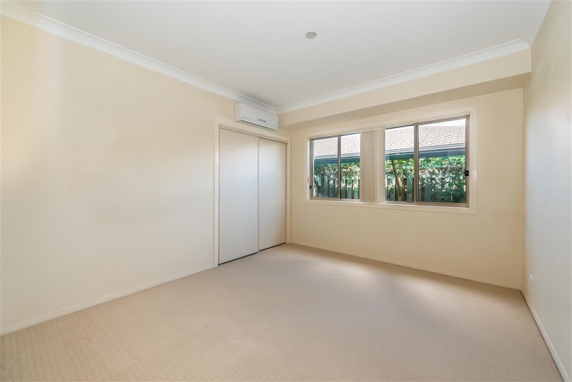 8 Maidenhead Court, OXENFORD QLD 4210, Oxenford - Thumbnail 8