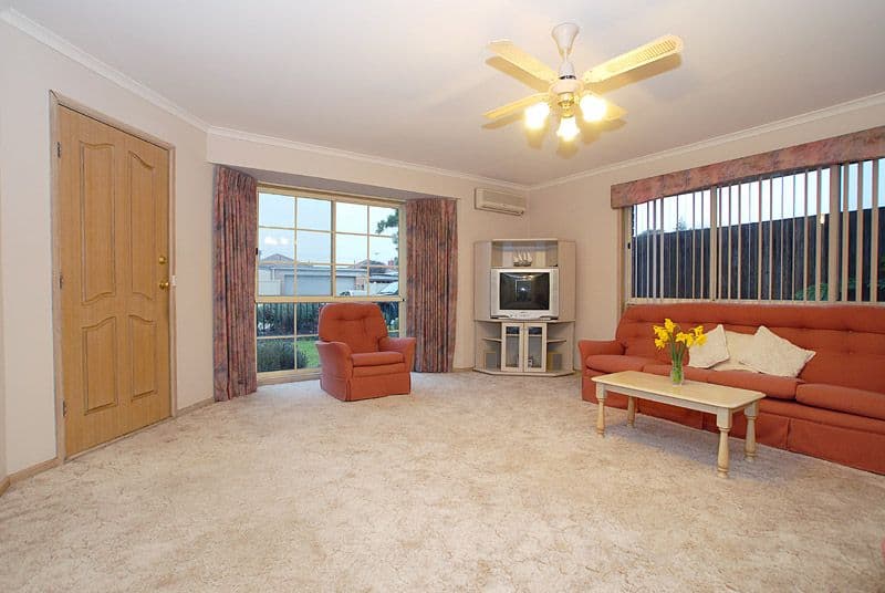 10 Amberley Avenue, ASPENDALE VIC 3195, Aspendale - Thumbnail 2