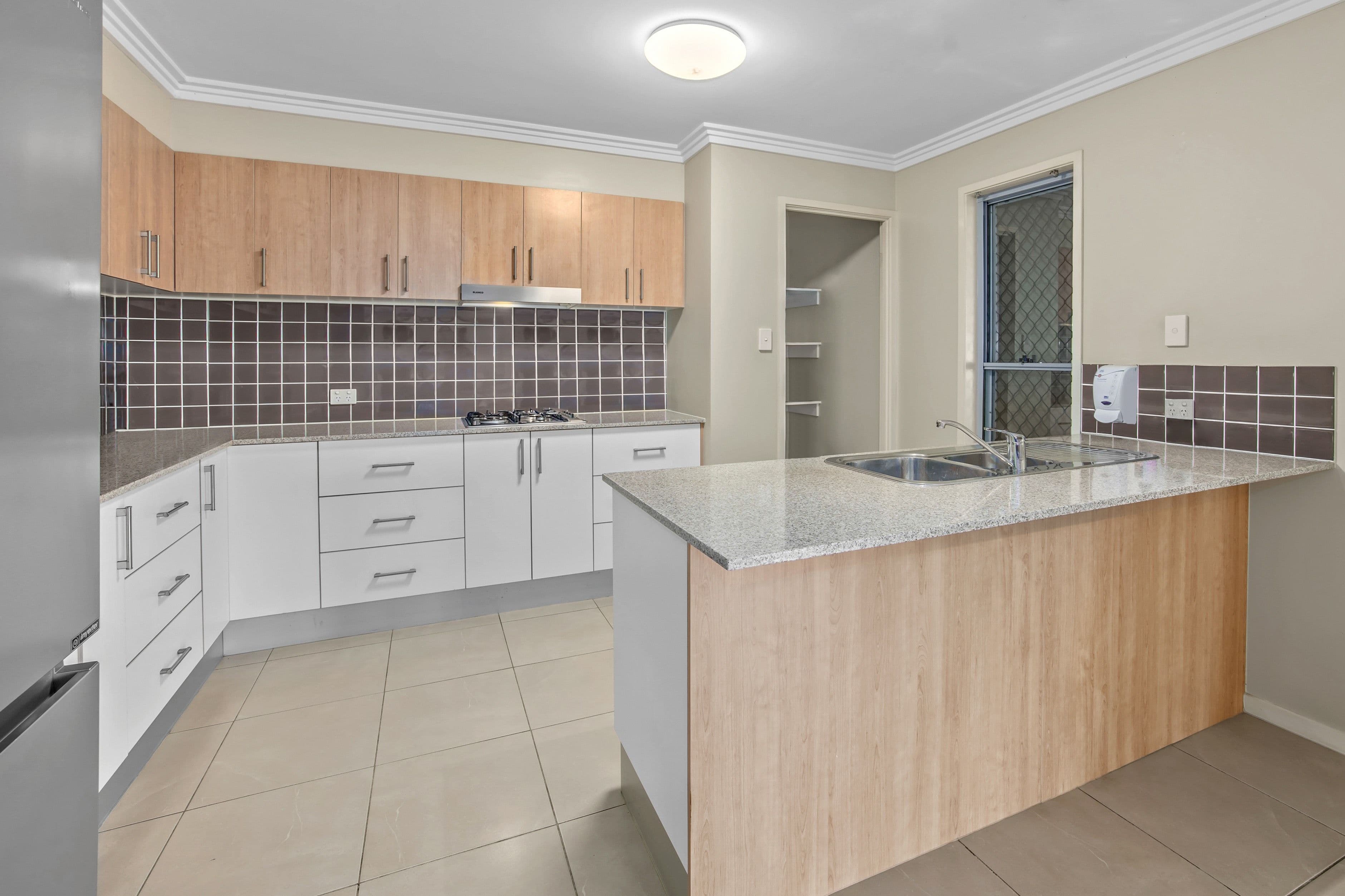 18 Condor Drive, Coomera Waters QLD 4209, Coomera - Thumbnail 4