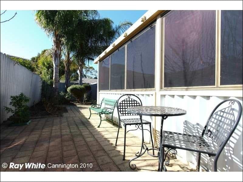 9 Manley Street, CANNINGTON WA 6107, Cannington - Thumbnail 2