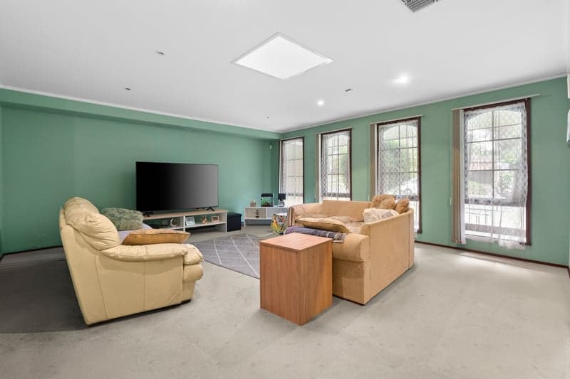 86 Charles Green Avenue, Endeavour Hills - Thumbnail 2