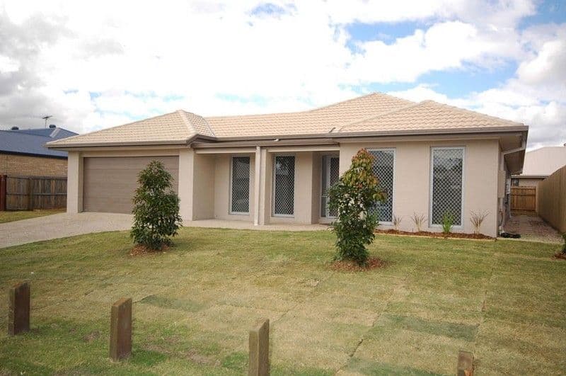 4 Paperbark Place, WAKERLEY QLD 4154, Wakerley - Image 1