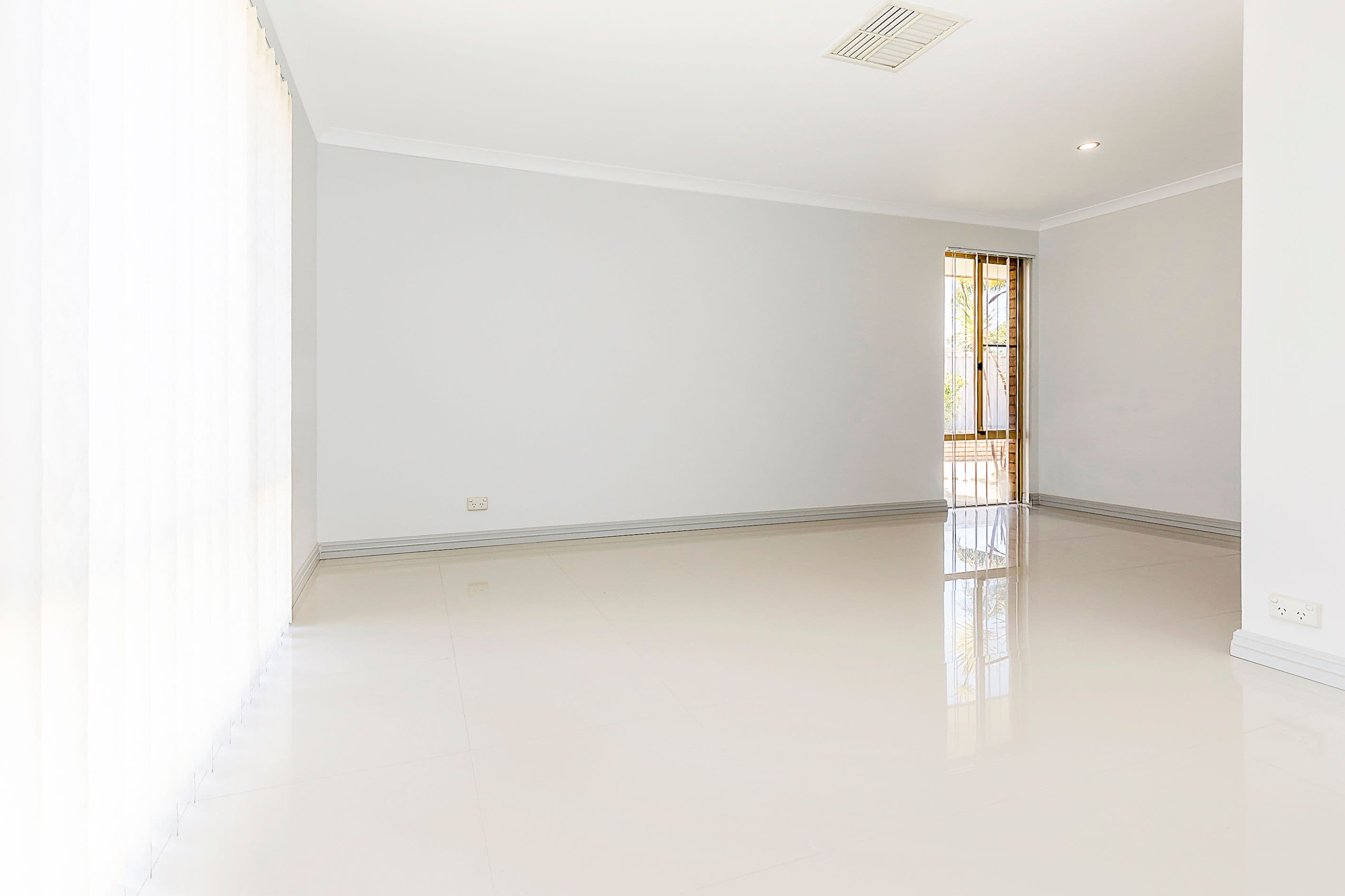 11 Picton Terrace, Alexander Heights WA 6064, Alexander Heights - Thumbnail 2