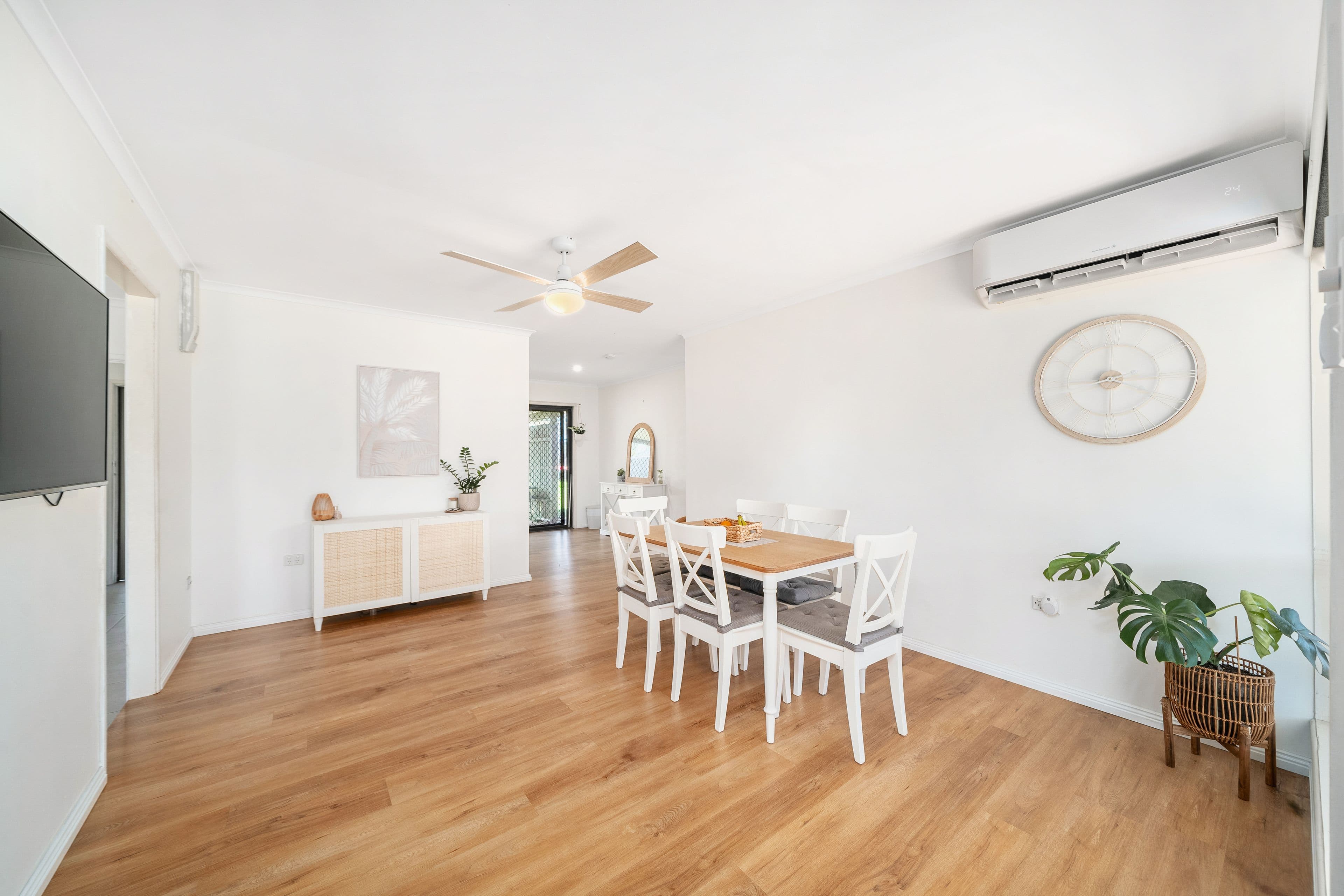 18 Rosebrook Street, Kallangur QLD 4503, Kallangur - Thumbnail 2