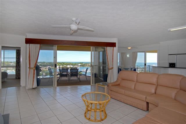 6 Marina Boulevard, CULLEN BAY NT 0820, Cullen Bay - Thumbnail 3