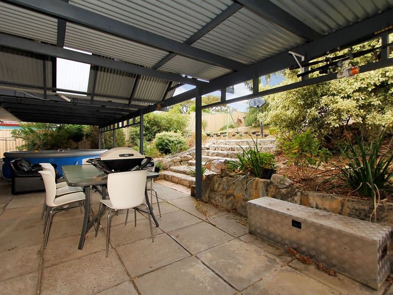 202 Illawarra Crescent, BALLAJURA WA 6066, Ballajura - Thumbnail 7
