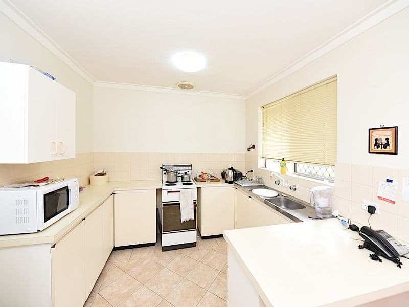 14b Danbury Crescent, Girrawheen WA 6064, Girrawheen - Thumbnail 4