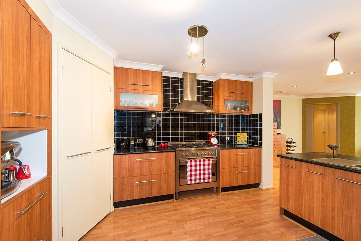 4 Raphael Rise, South Morang VIC 3752, South Morang - Thumbnail 3