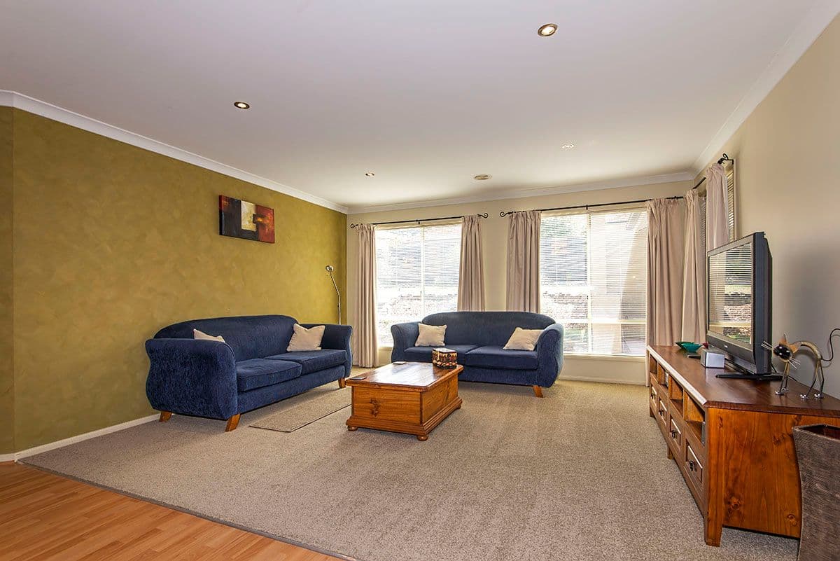 4 Raphael Rise, South Morang VIC 3752, South Morang - Thumbnail 4