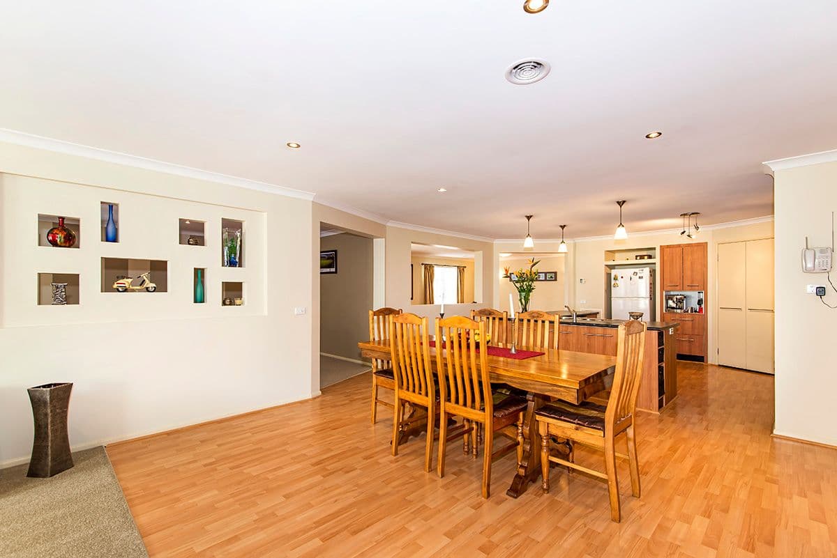 4 Raphael Rise, South Morang VIC 3752, South Morang - Thumbnail 6