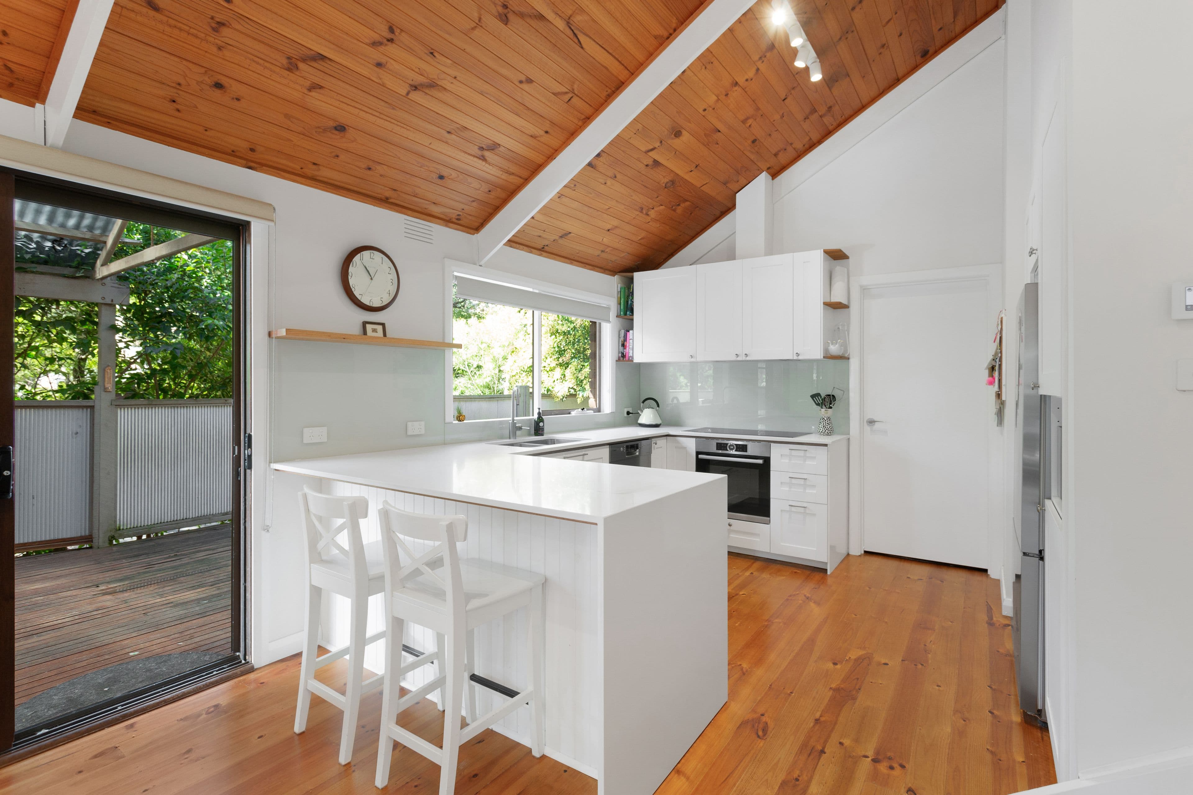 1 Carlyle Close, Hurstbridge VIC 3099, Hurstbridge - Image 1