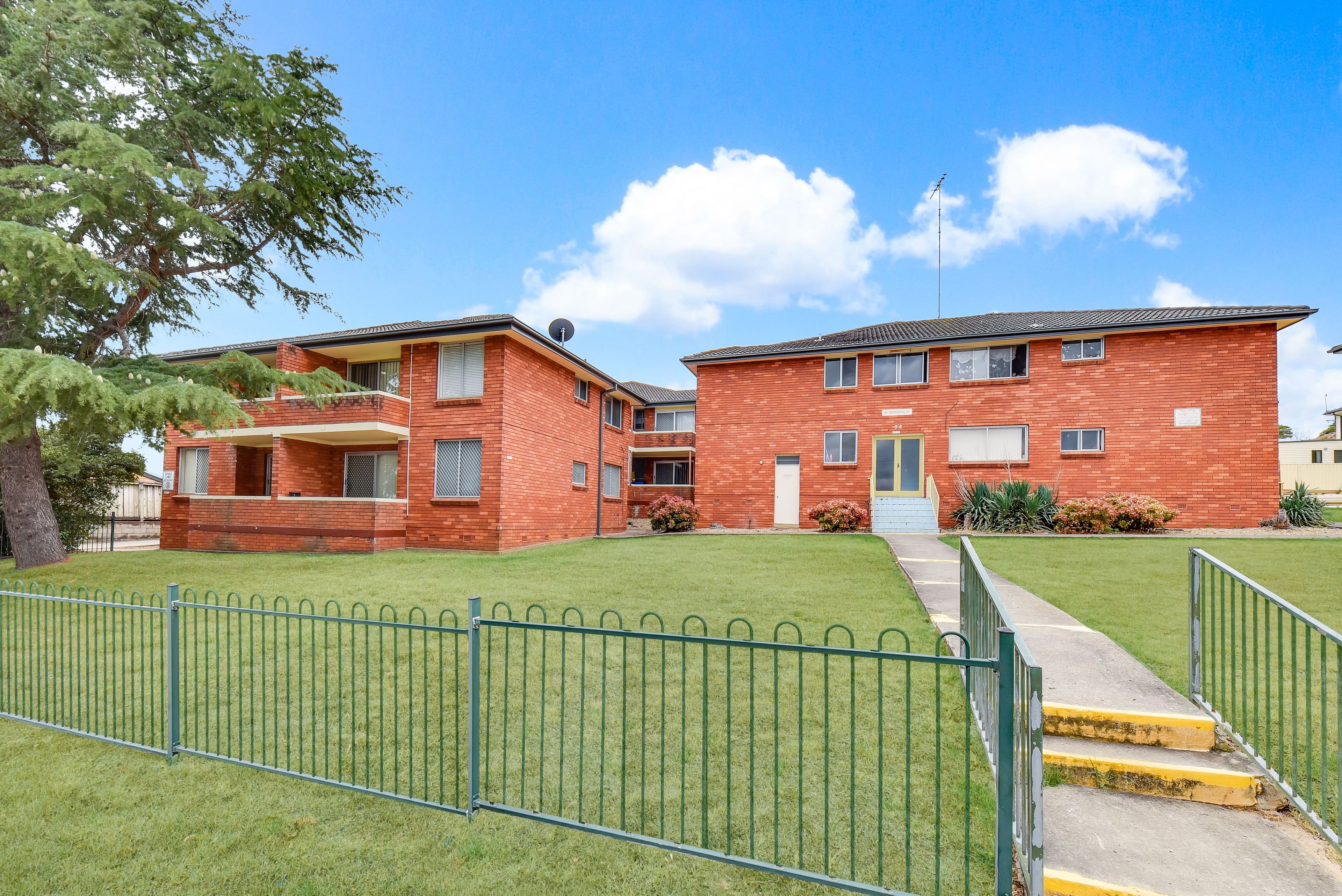2/98 Dumaresq Street, Campbelltown NSW 2560, Campbelltown - Thumbnail 2