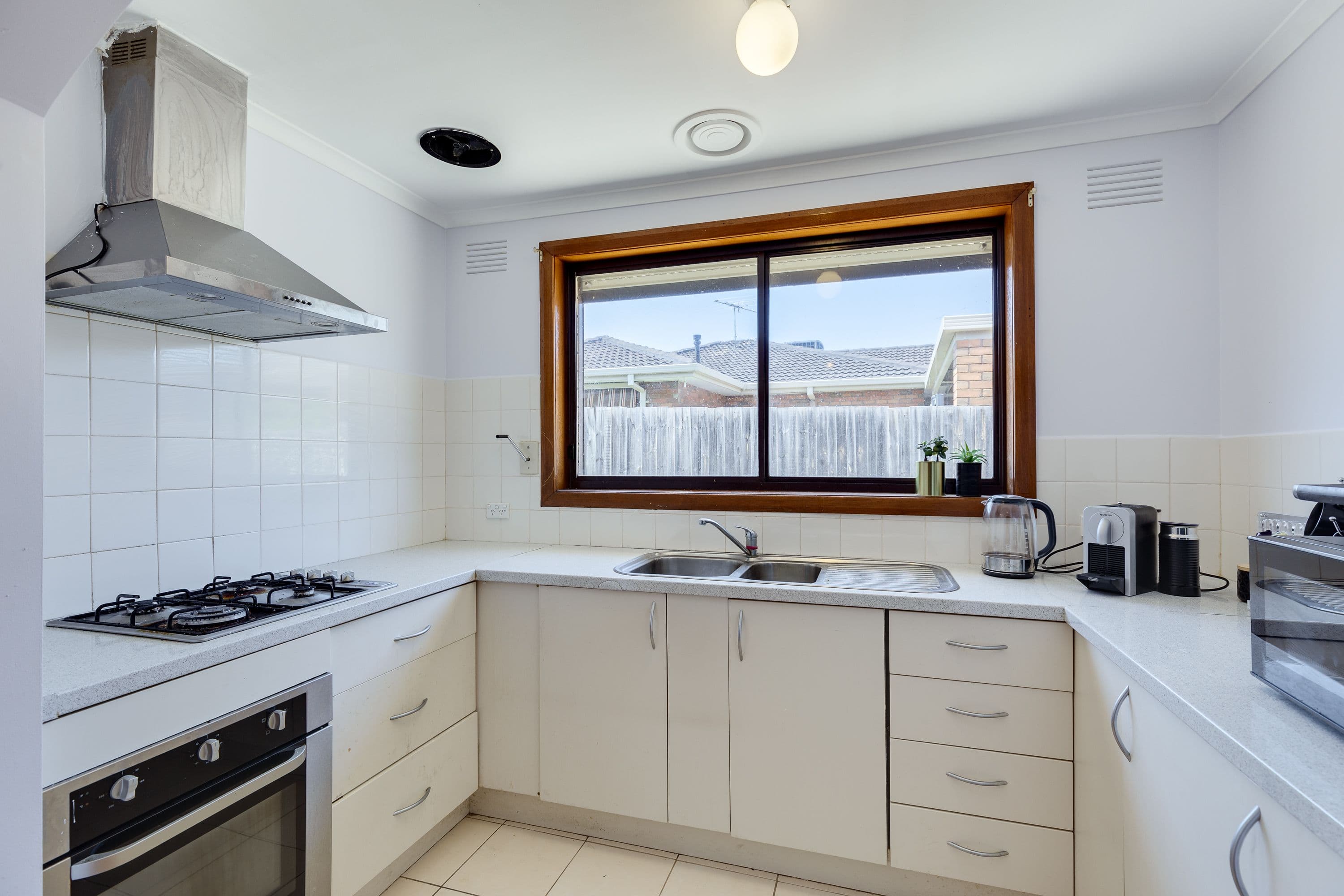 74 Roycroft Avenue, Mill Park VIC 3082, Mill Park - Thumbnail 3