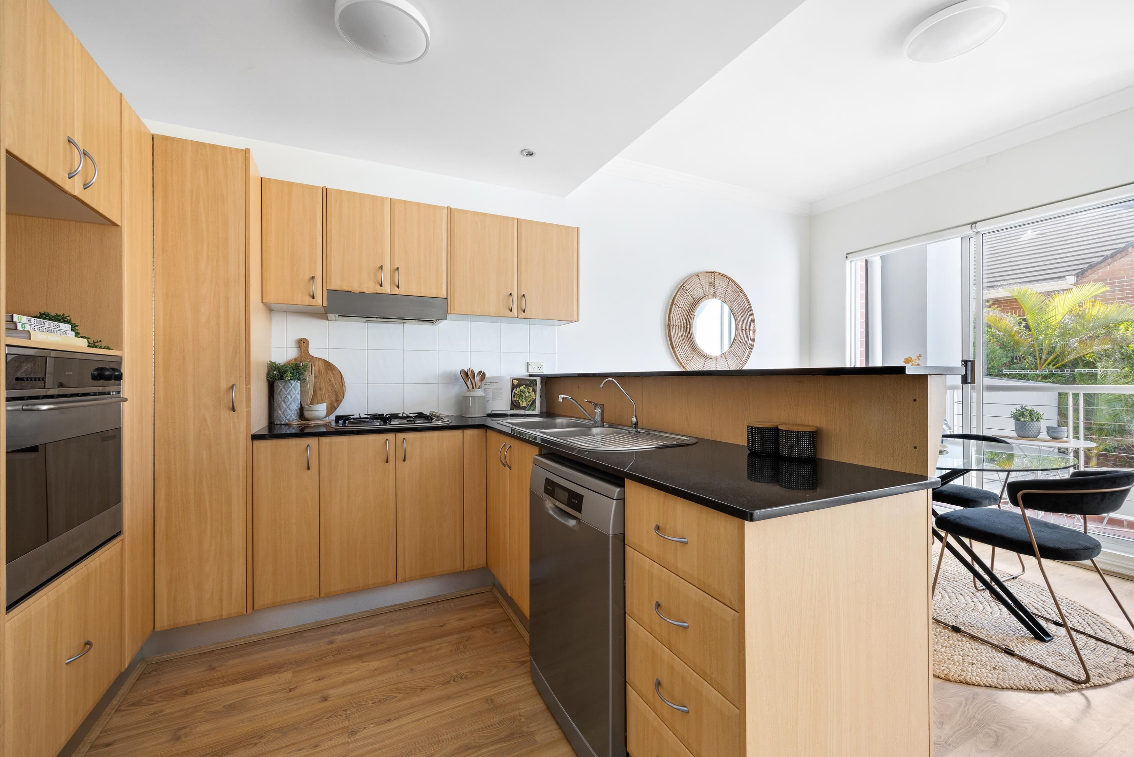 28 Ridge Street, North Sydney NSW 2060, North Sydney - Thumbnail 3