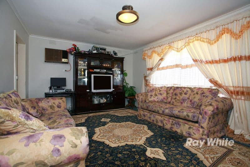 1 Goodman Drive, NOBLE PARK VIC 3174, Noble Park - Thumbnail 3