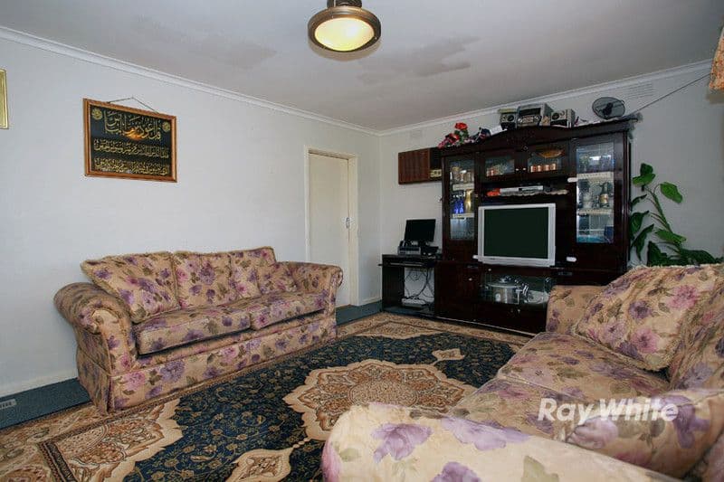 1 Goodman Drive, NOBLE PARK VIC 3174, Noble Park - Thumbnail 5