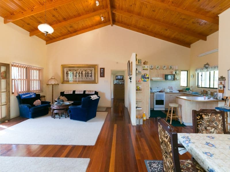 12 Burrum River Road, Torbanlea QLD 4662, Torbanlea - Thumbnail 4