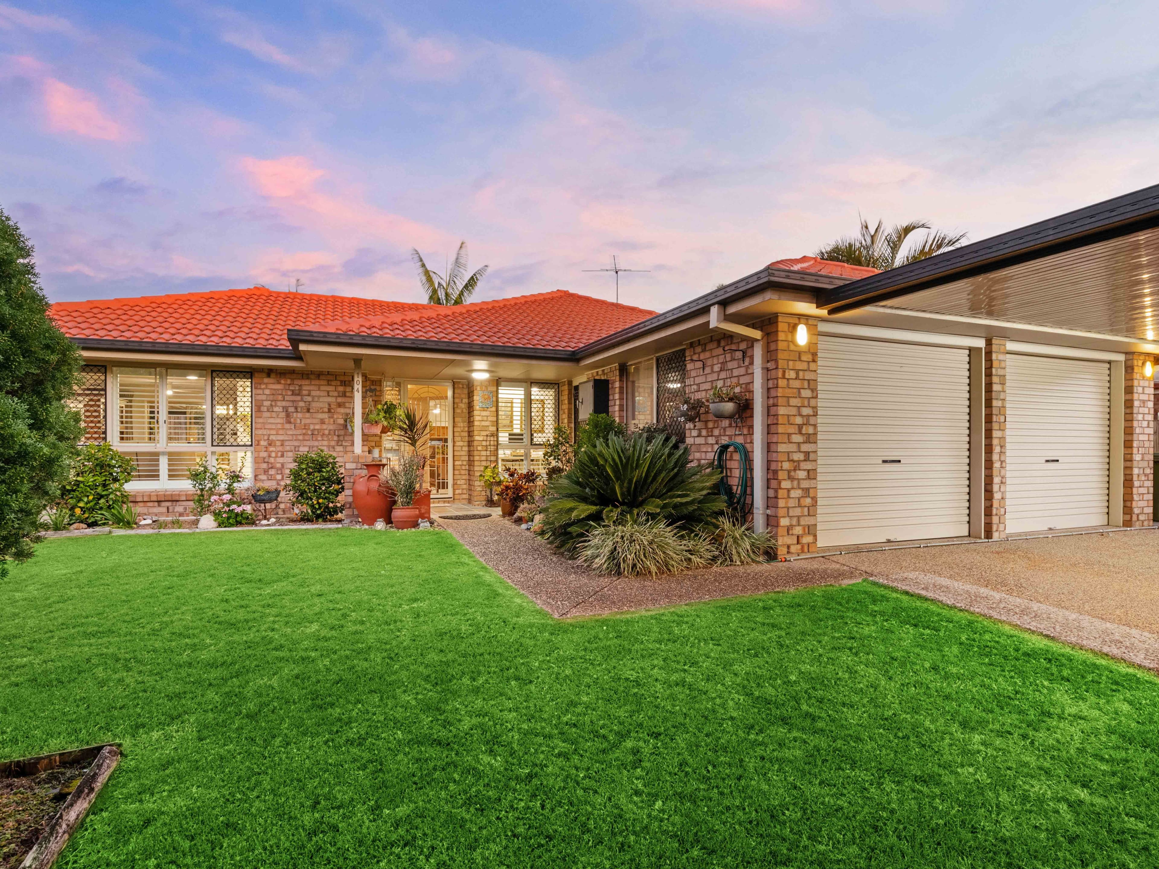 104 Glenfield Street, Parkinson QLD 4115, Parkinson - Image 1
