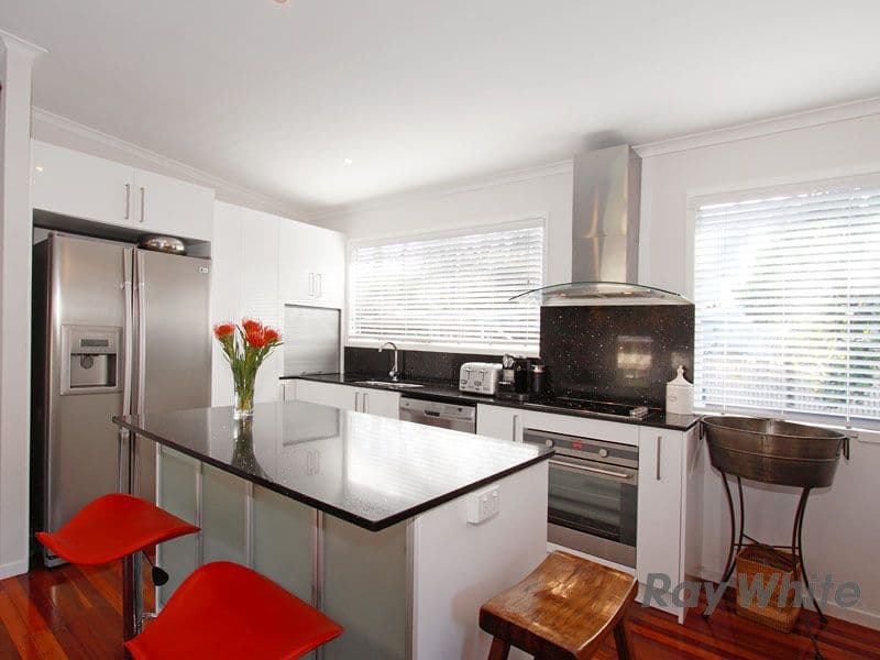 6 Bunora Avenue, FERNY HILLS QLD 4055, Ferny Hills - Thumbnail 4