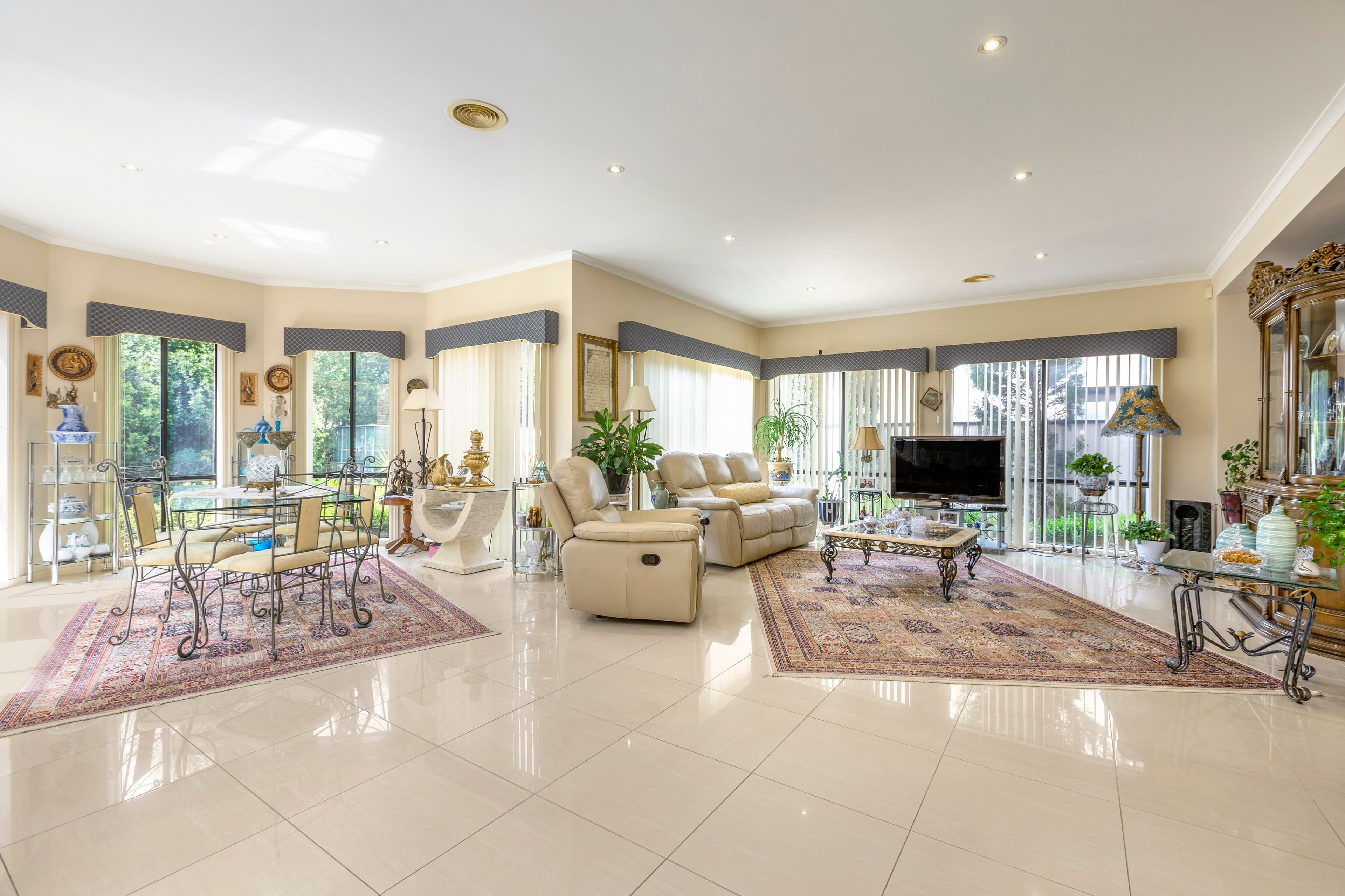 8 Rowlandson Place, Taylors Lakes VIC 3038, Taylors Lakes - Thumbnail 4