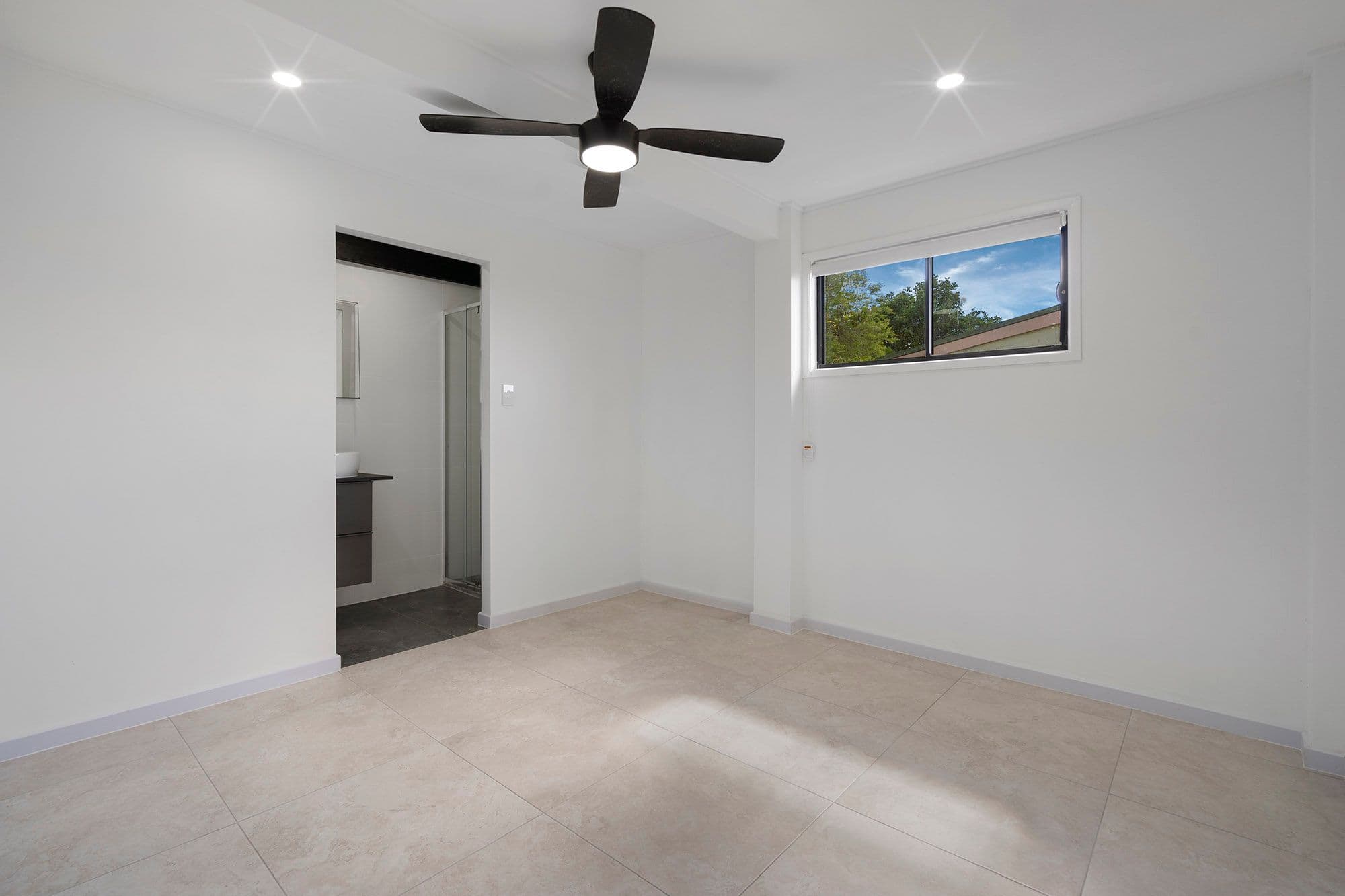 14 Burke Street, Woodridge QLD 4114, Woodridge - Thumbnail 3