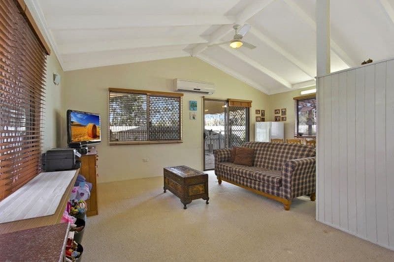 351 Junction Road, KARALEE QLD 4306, Karalee - Thumbnail 4