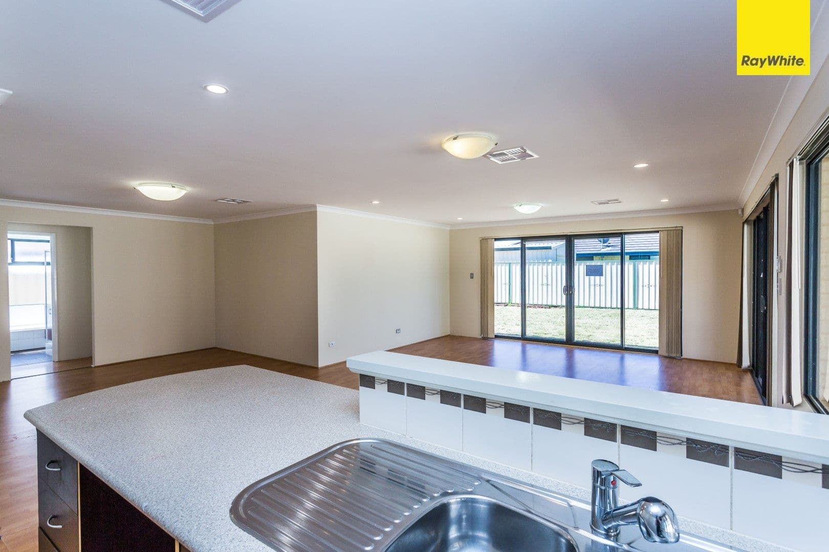 19 Murphy Road, Seville Grove WA 6112, Seville Grove - Thumbnail 6