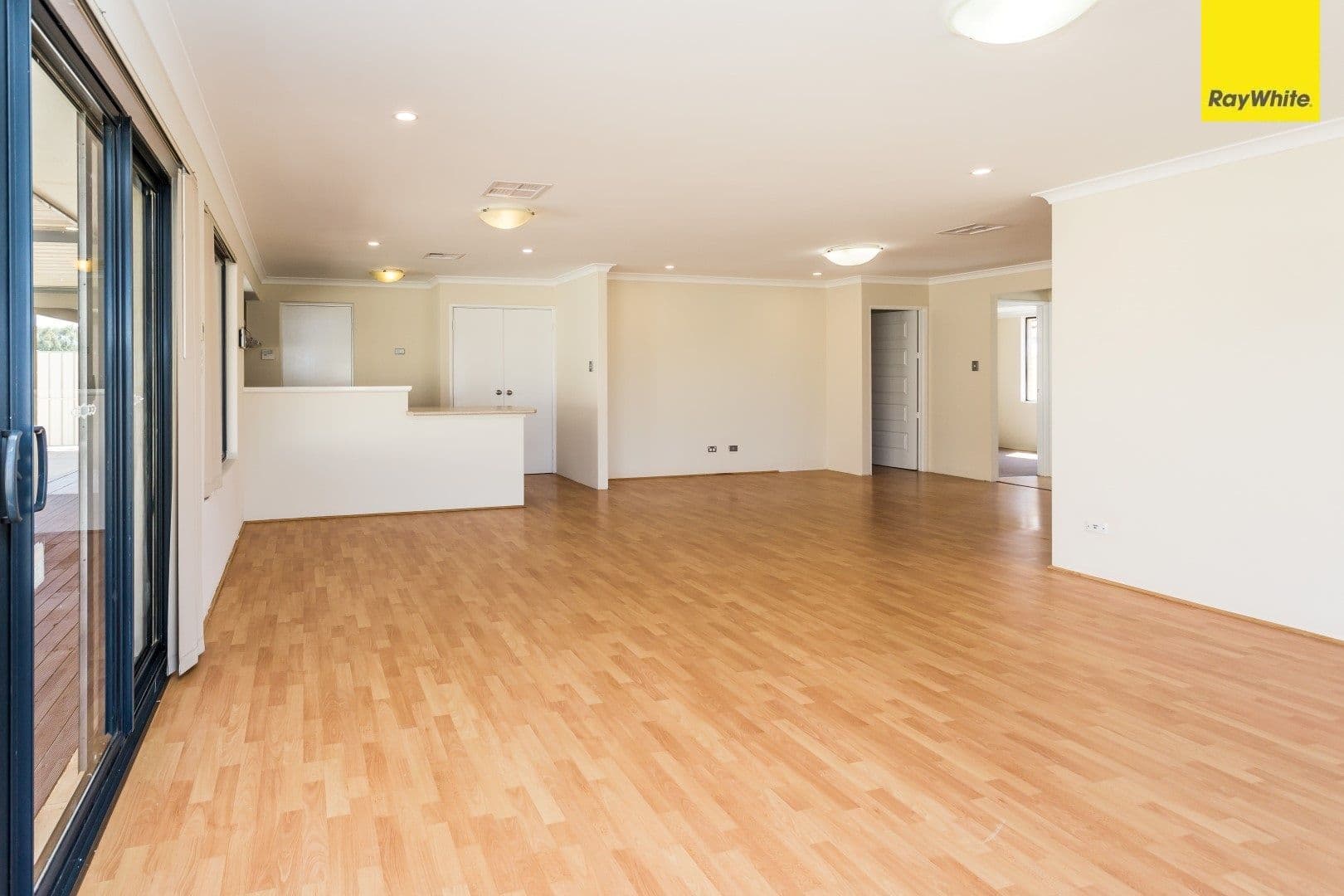 19 Murphy Road, Seville Grove WA 6112, Seville Grove - Thumbnail 8