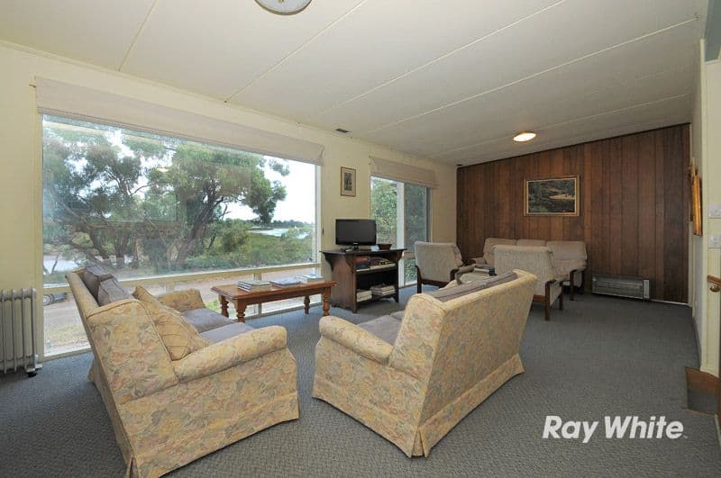 11 Irene Parade, CANNONS CREEK VIC 3977, Cannons Creek - Thumbnail 5